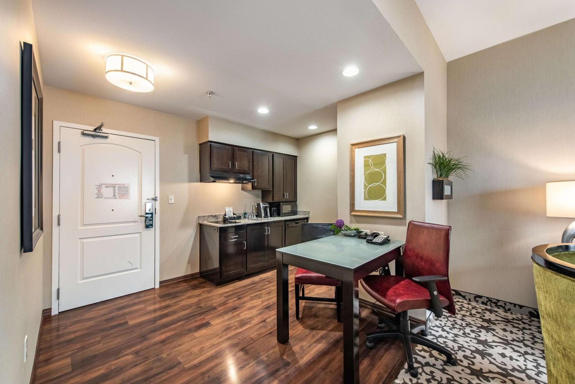 Homewood Suites by Hilton Oxnard/Camarillo photo 44