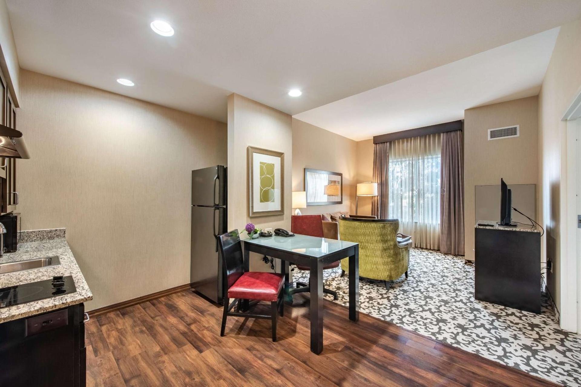 Homewood Suites by Hilton Oxnard/Camarillo photo 45