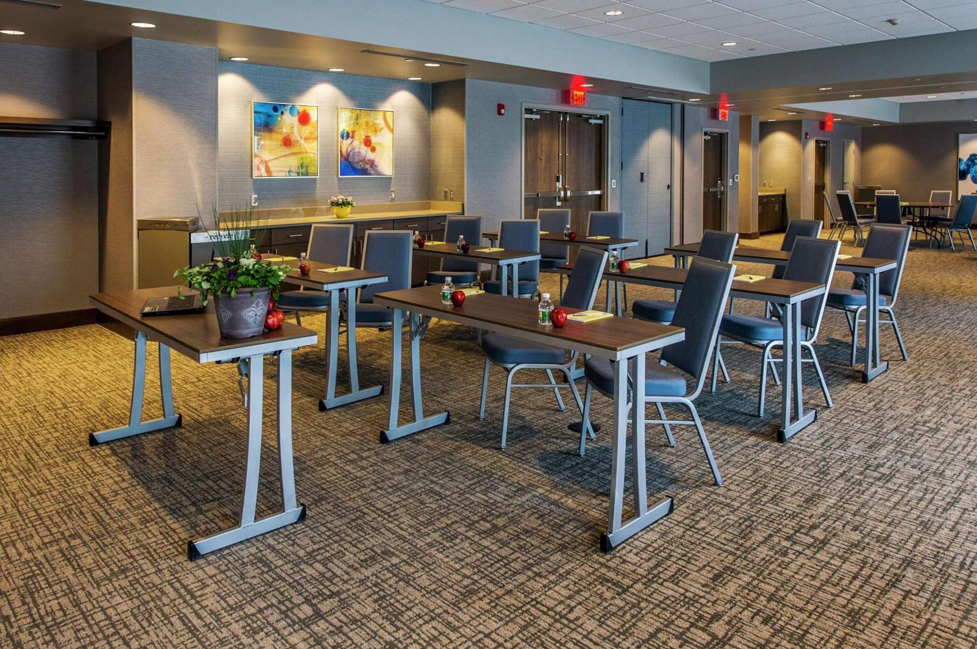Hampton Inn & Suites/Foxborough/Mansfield photo 44