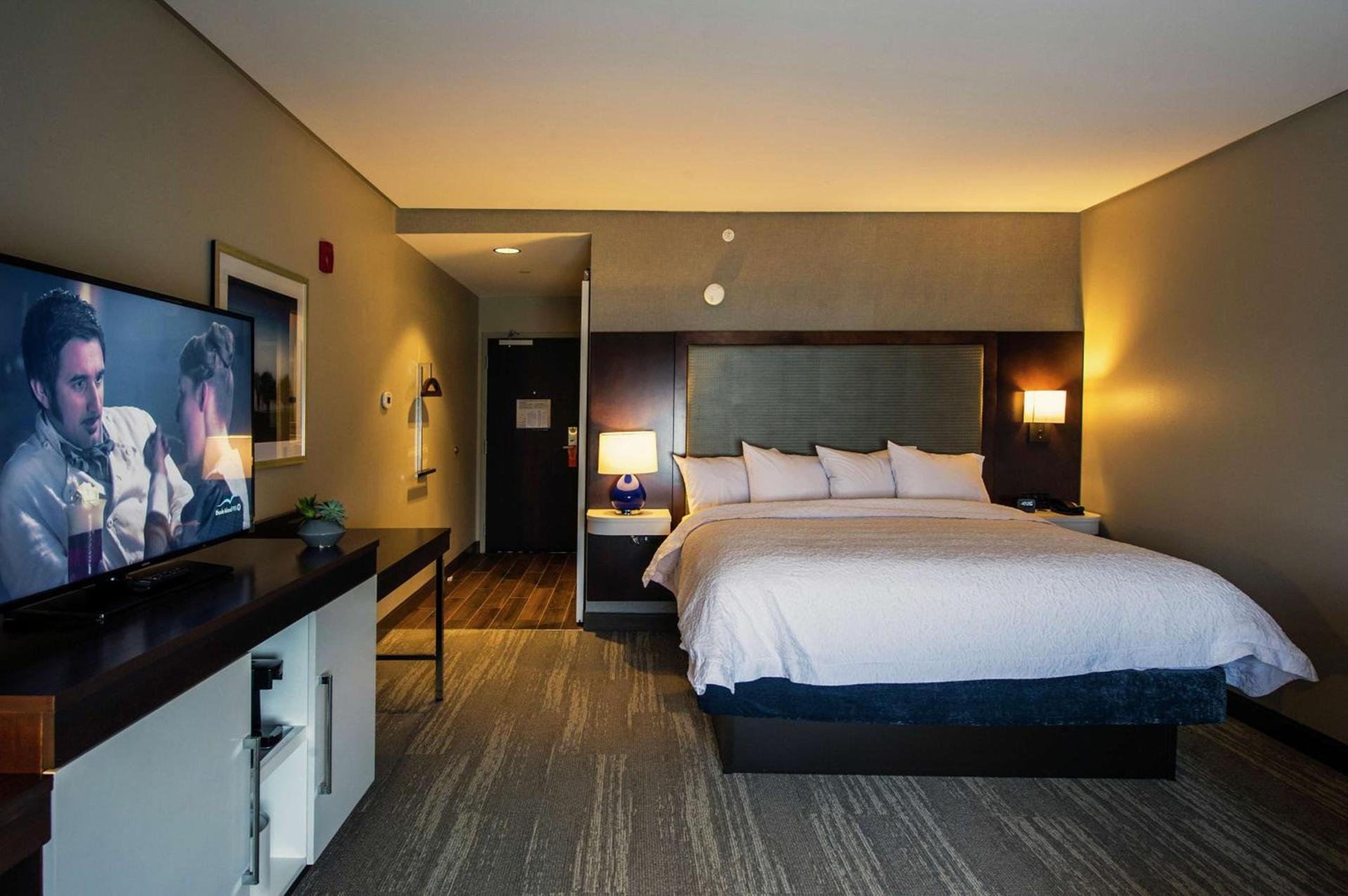 Hampton Inn & Suites/Foxborough/Mansfield photo 48