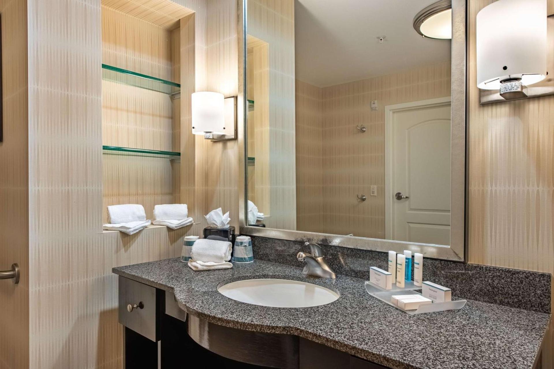 Homewood Suites by Hilton Oxnard/Camarillo photo 61