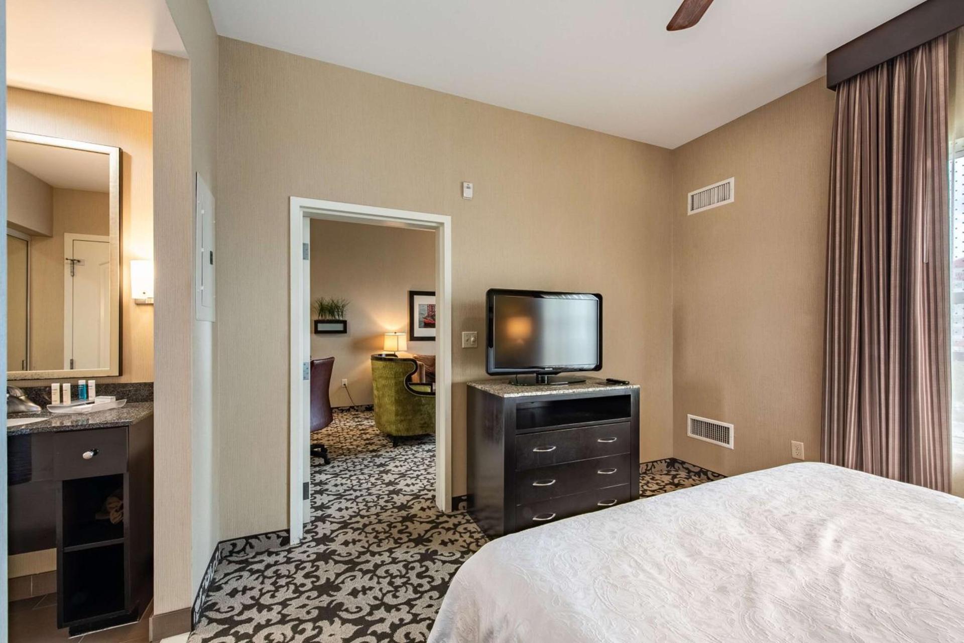 Homewood Suites by Hilton Oxnard/Camarillo photo 72