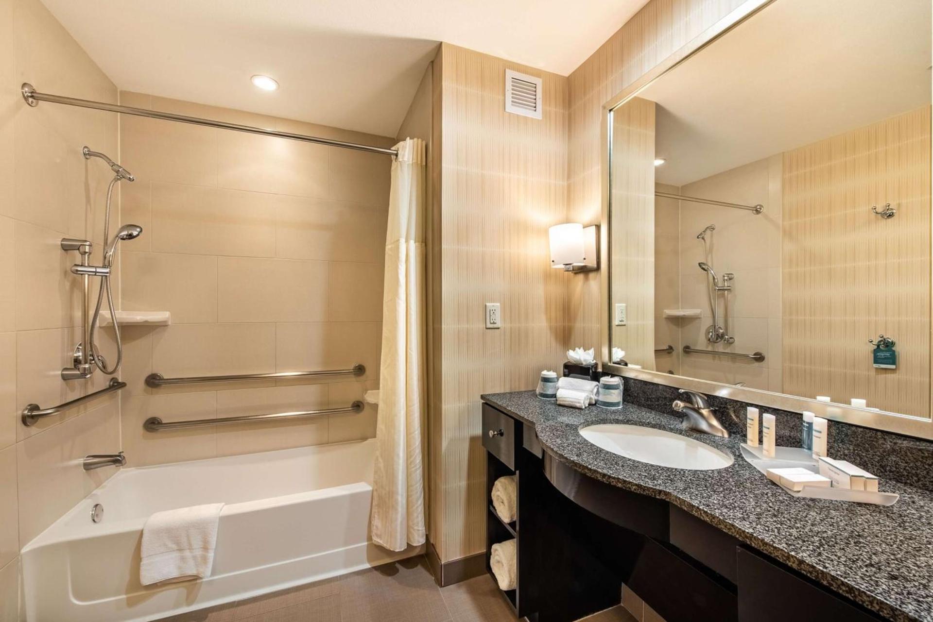 Homewood Suites by Hilton Oxnard/Camarillo photo 73