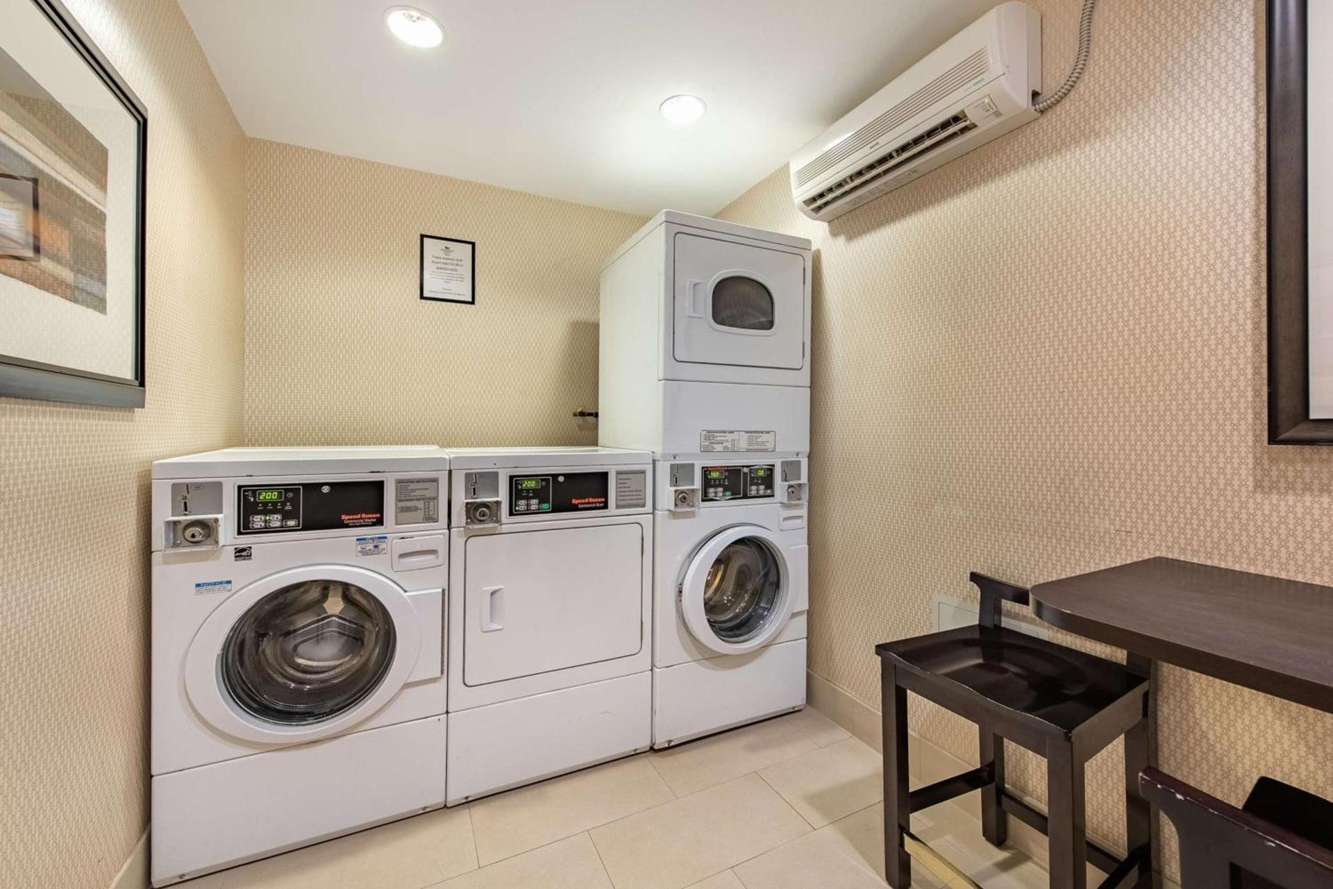 Homewood Suites by Hilton Oxnard/Camarillo photo 82