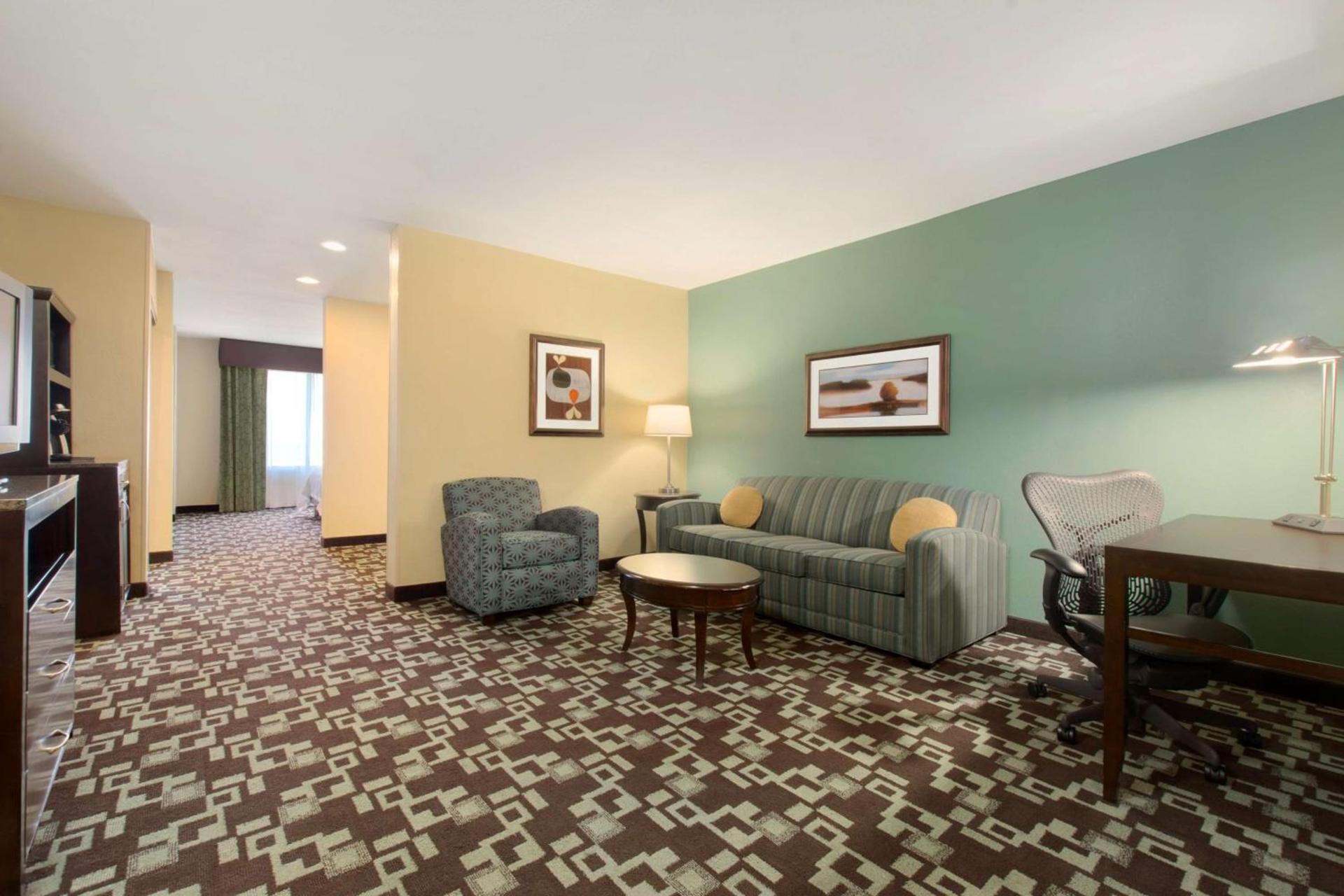 Hilton Garden Inn Cartersville photo 12