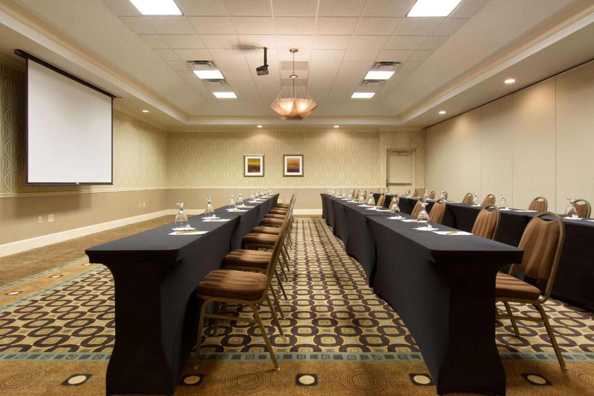 Hilton Garden Inn Cartersville photo 18