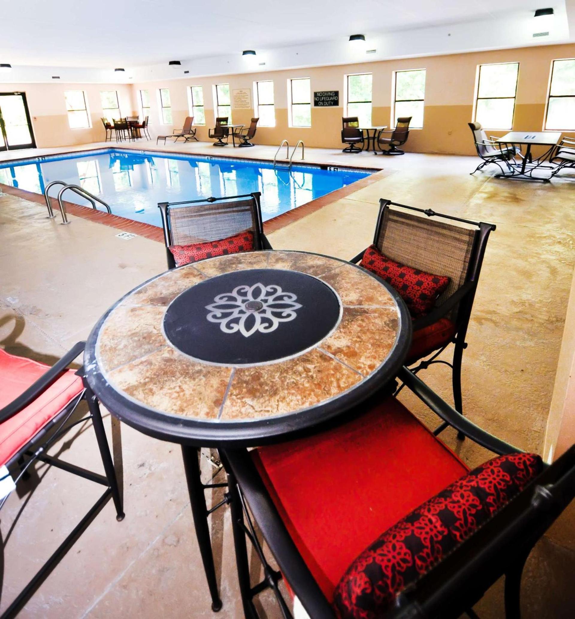 Hampton Inn Carrollton KY photo 5