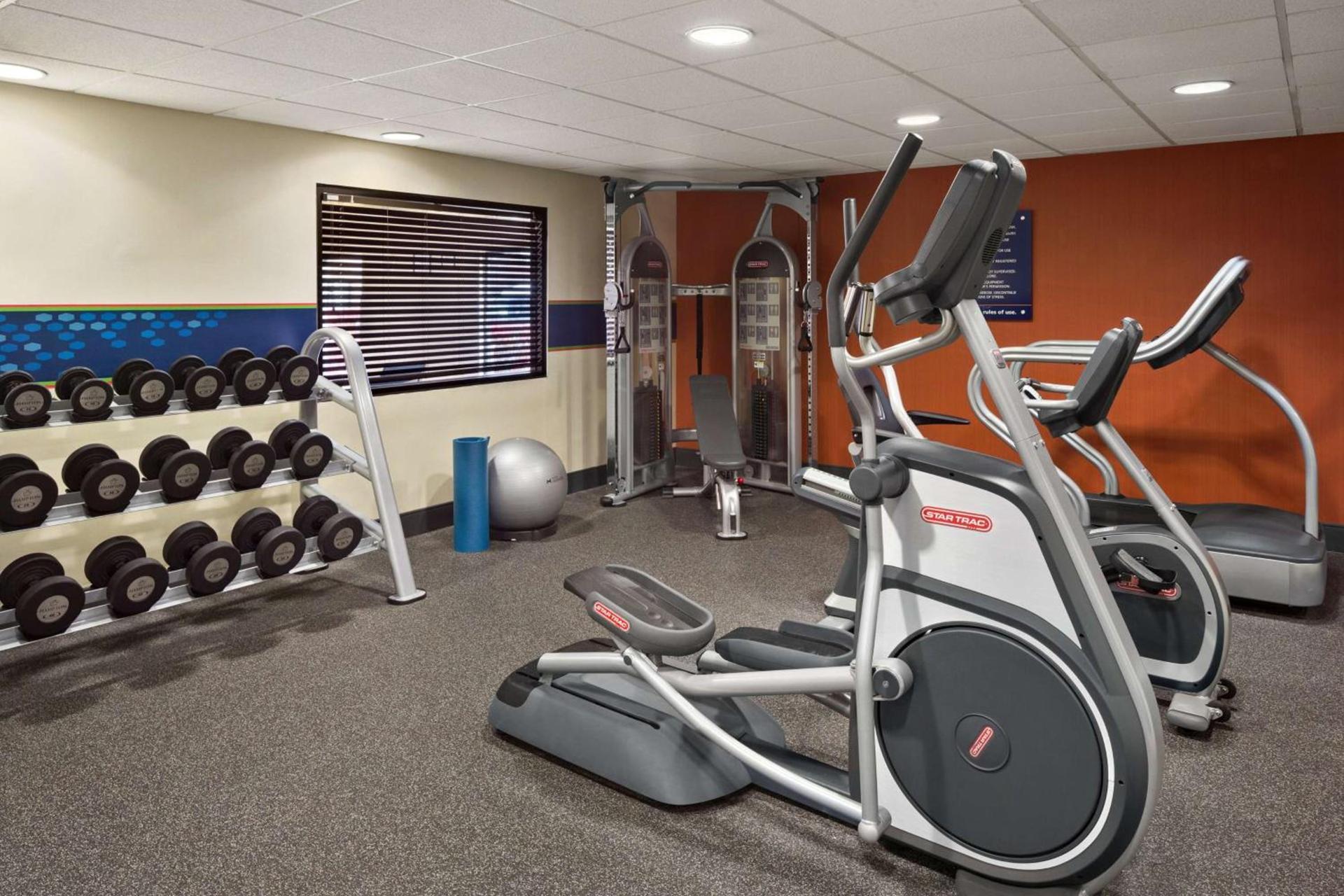 Hampton Inn & Suites Detroit Sterling Heights photo 13