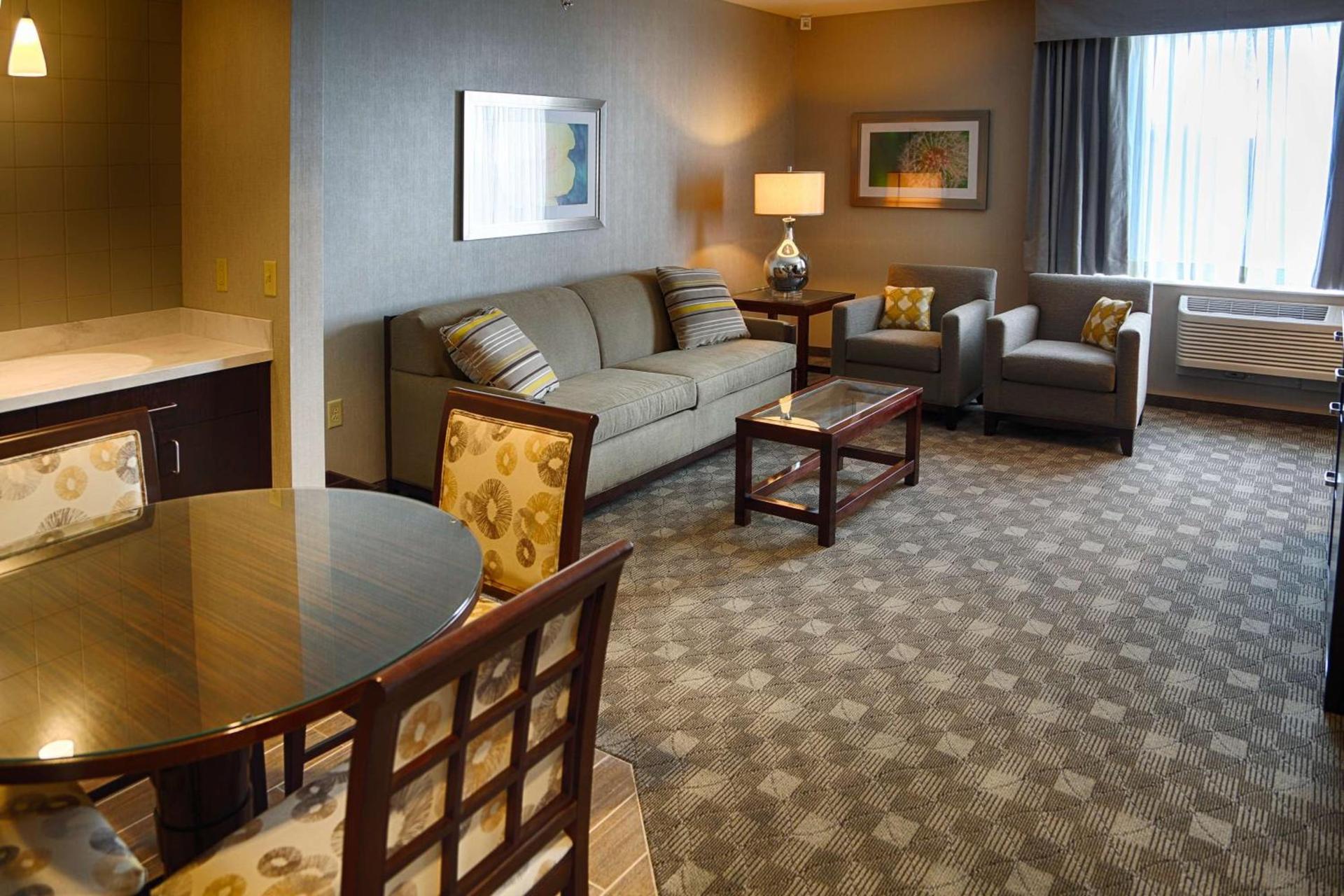DoubleTree by Hilton Lawrenceburg photo 13