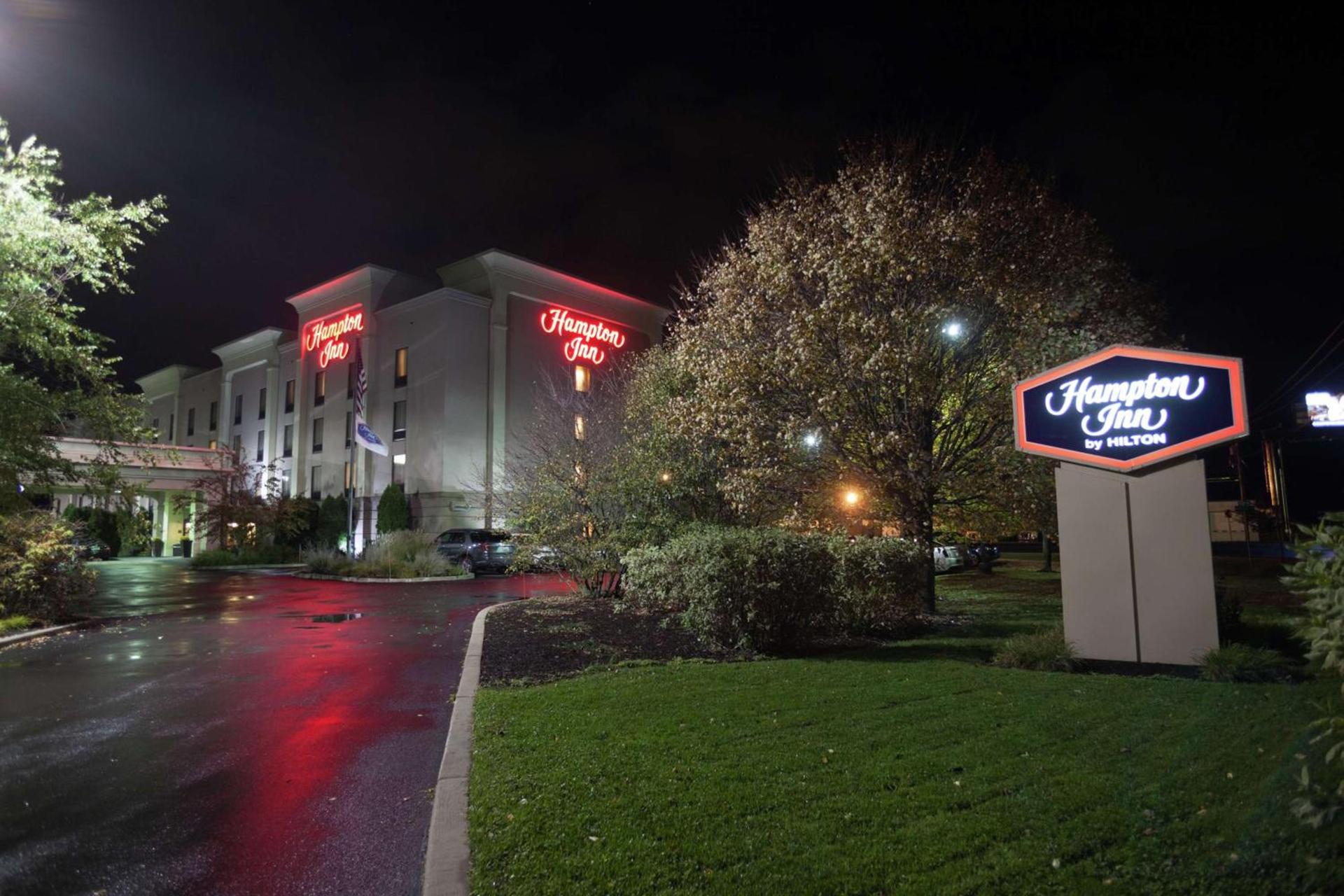 Hampton Inn Oneonta photo 3