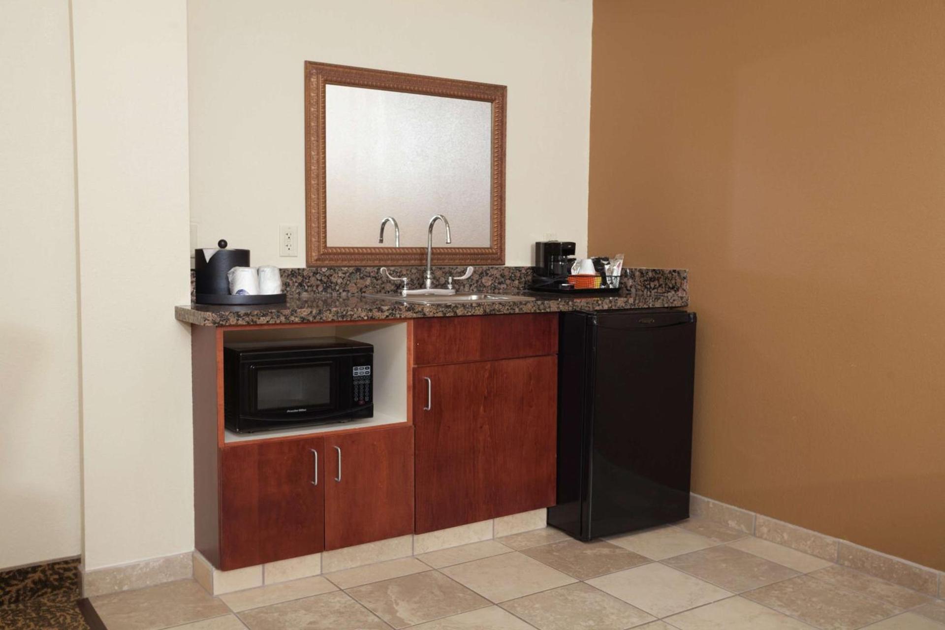 Hampton Inn Oneonta photo 28