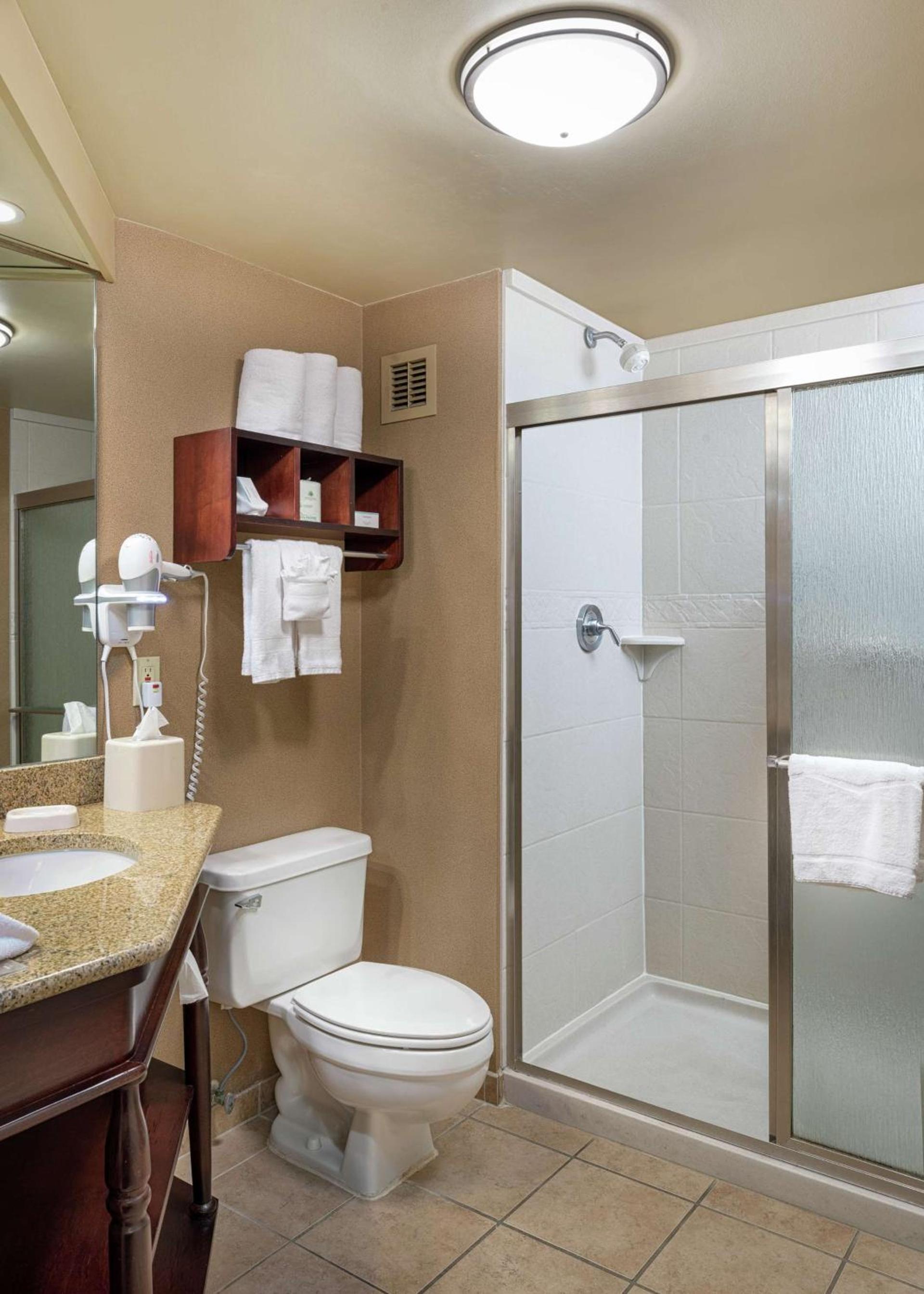 Hampton Inn Tuscaloosa-University photo 30