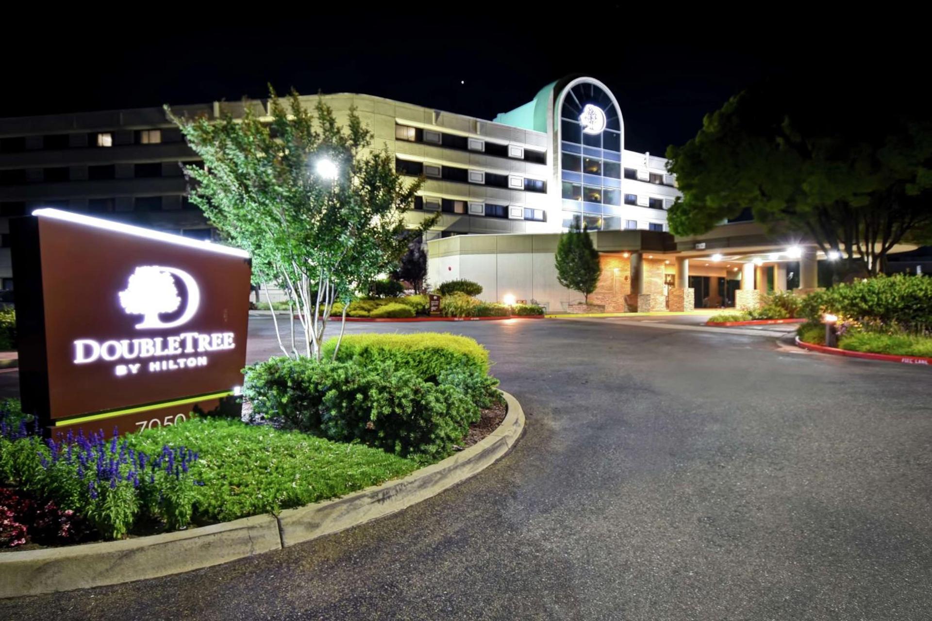 DoubleTree by Hilton Pleasanton at The Club photo 6