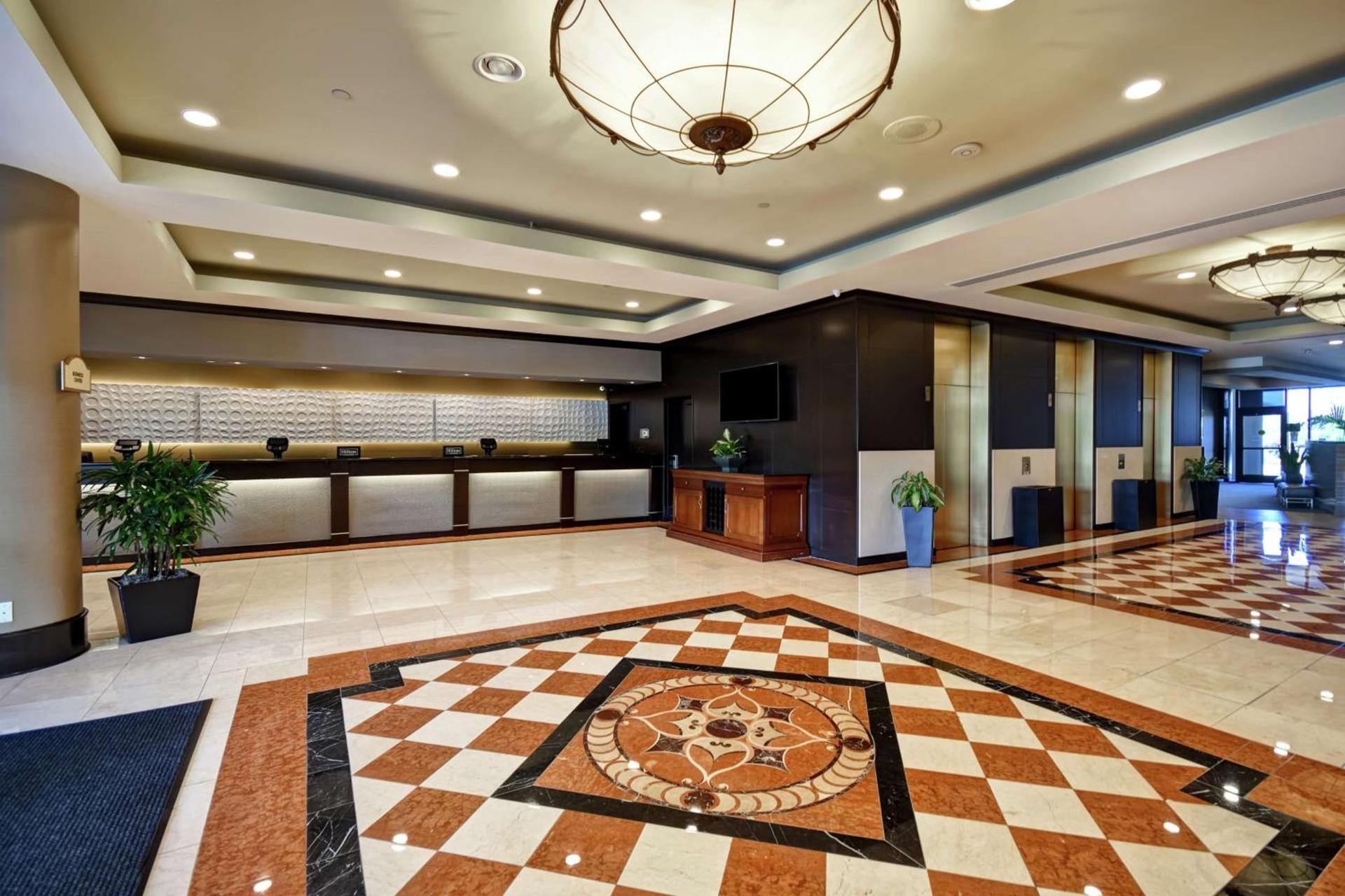 DoubleTree by Hilton Pleasanton at The Club photo 15