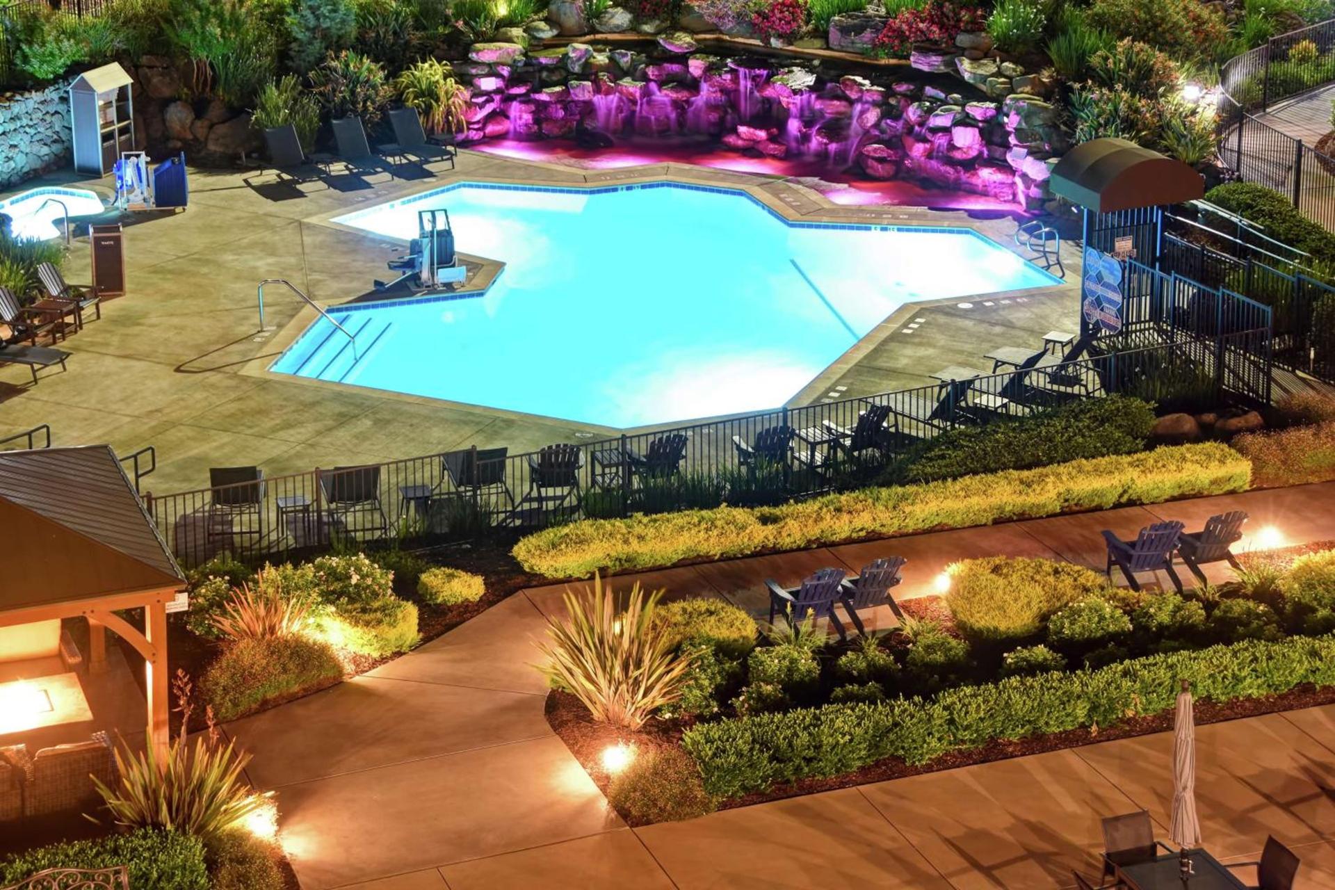 DoubleTree by Hilton Pleasanton at The Club photo 21