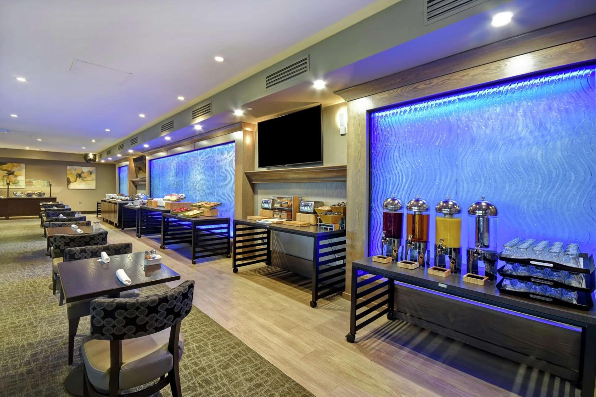 DoubleTree by Hilton Pleasanton at The Club photo 31