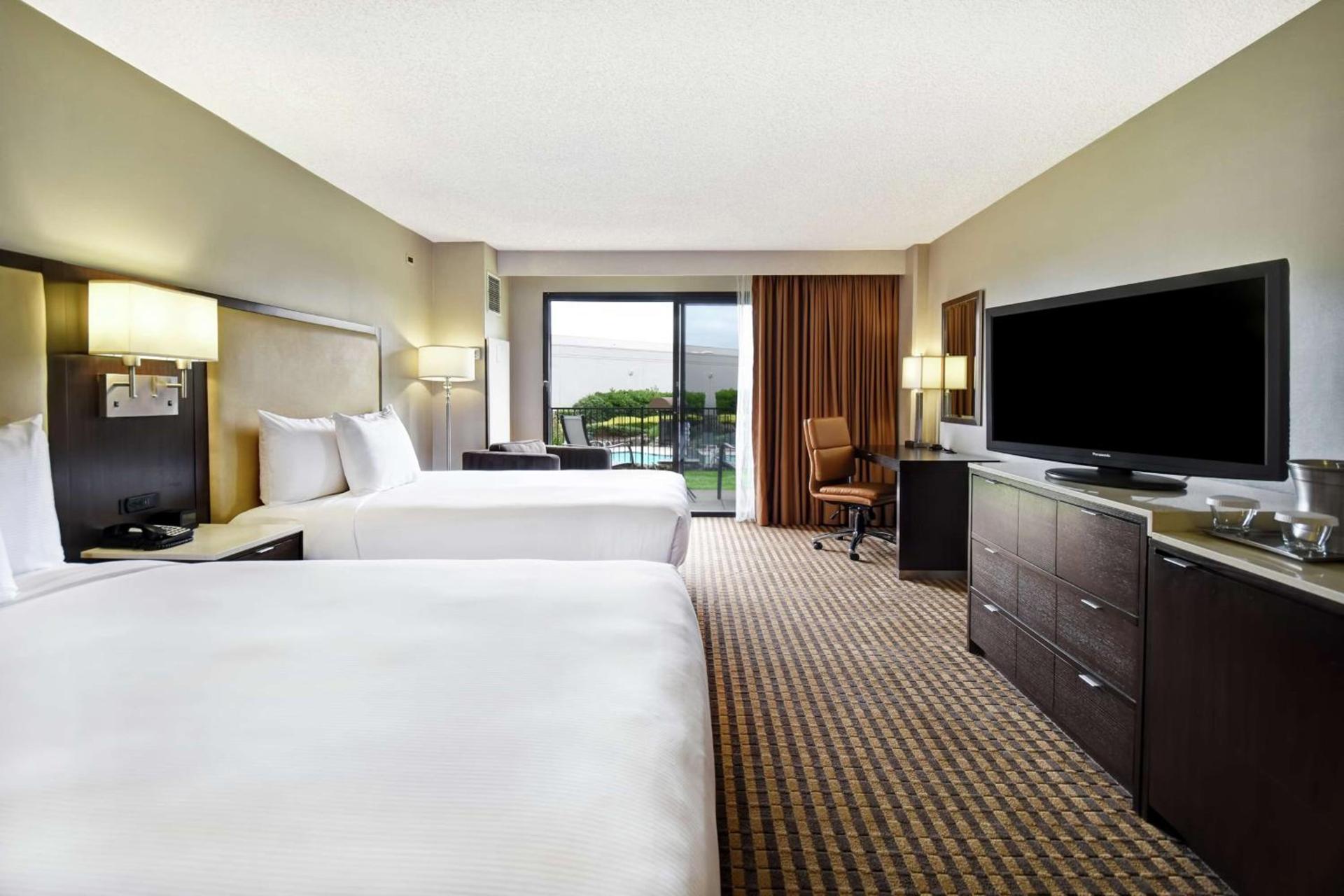 DoubleTree by Hilton Pleasanton at The Club photo 45