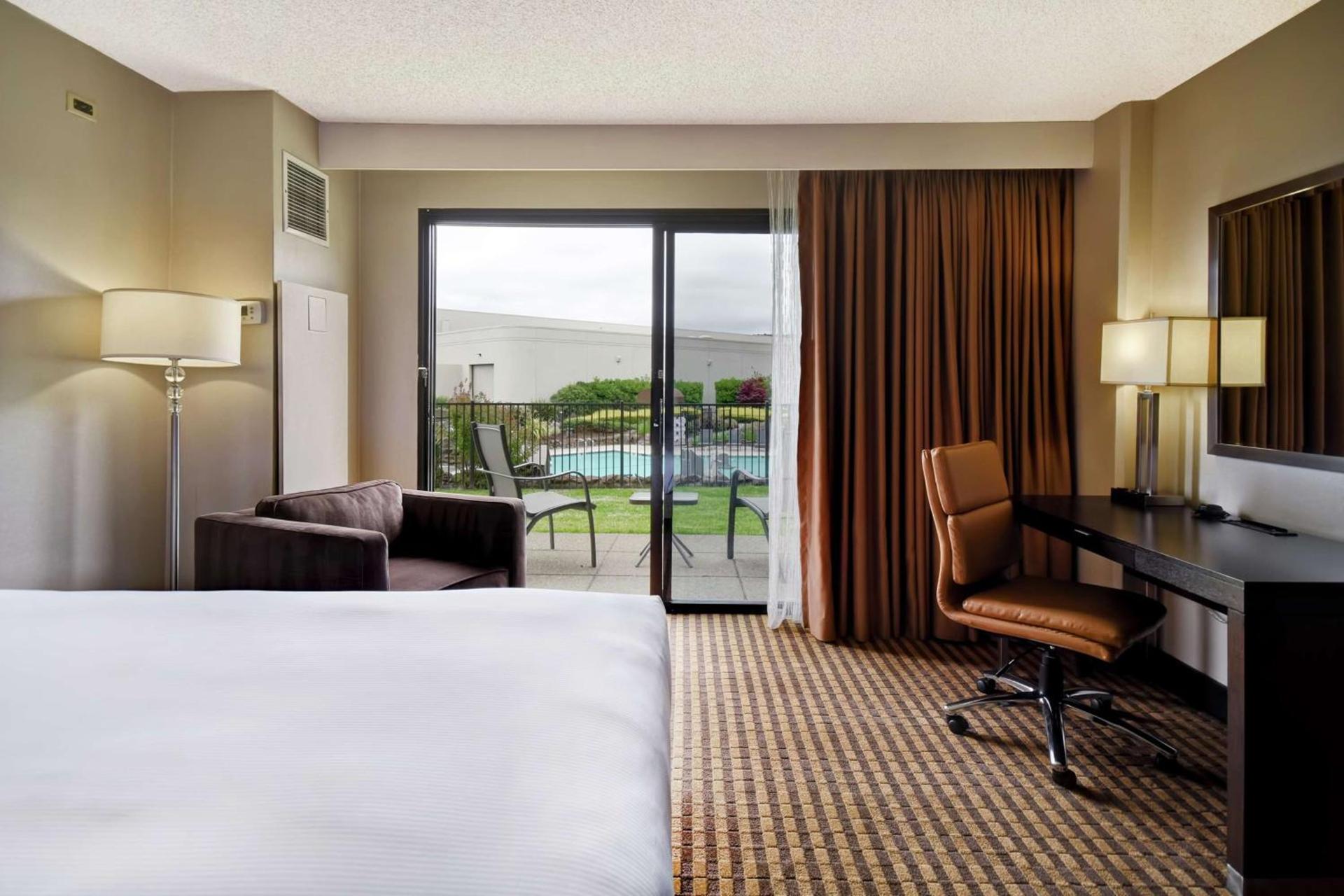 DoubleTree by Hilton Pleasanton at The Club photo 51