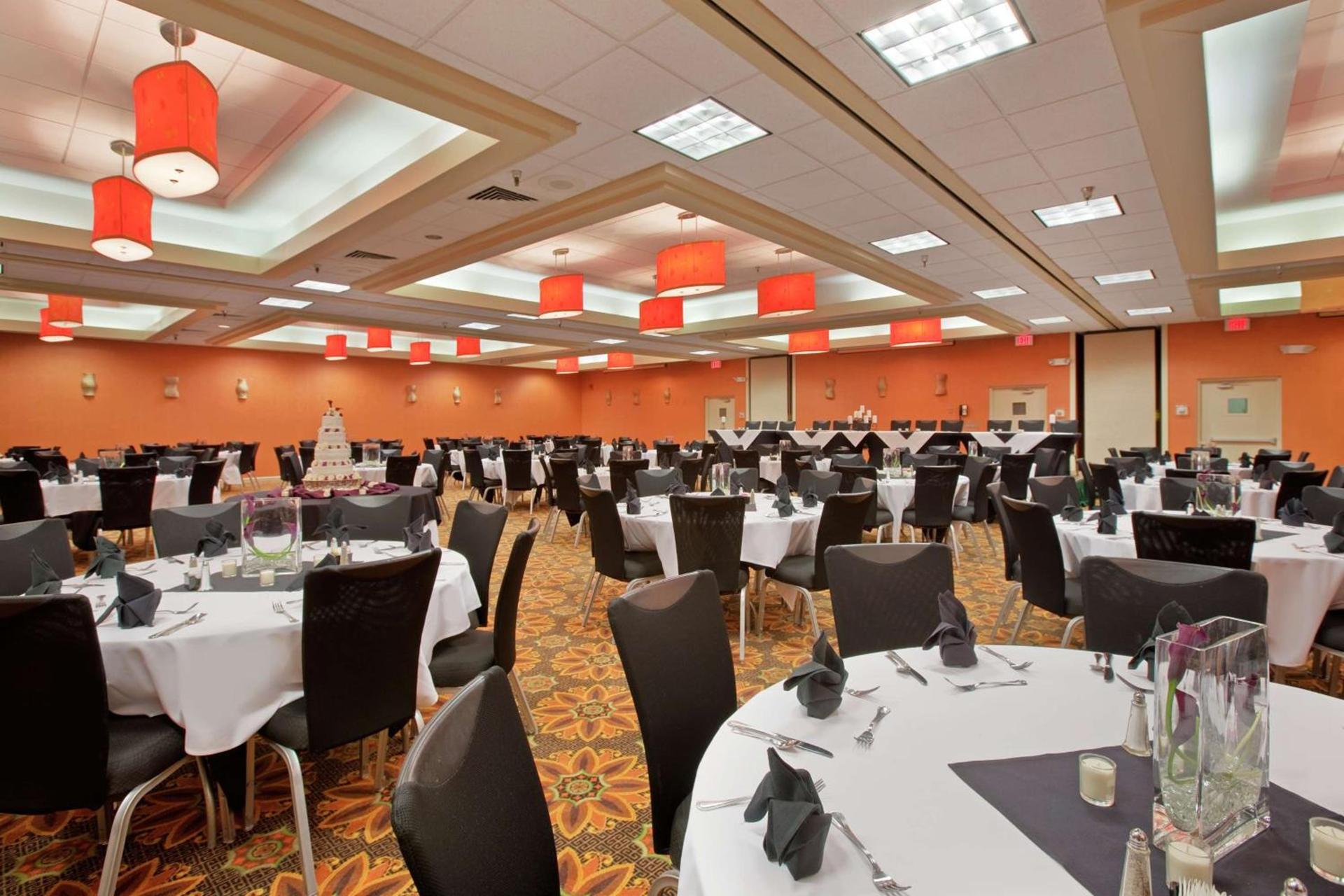DoubleTree by Hilton Springfield photo 22