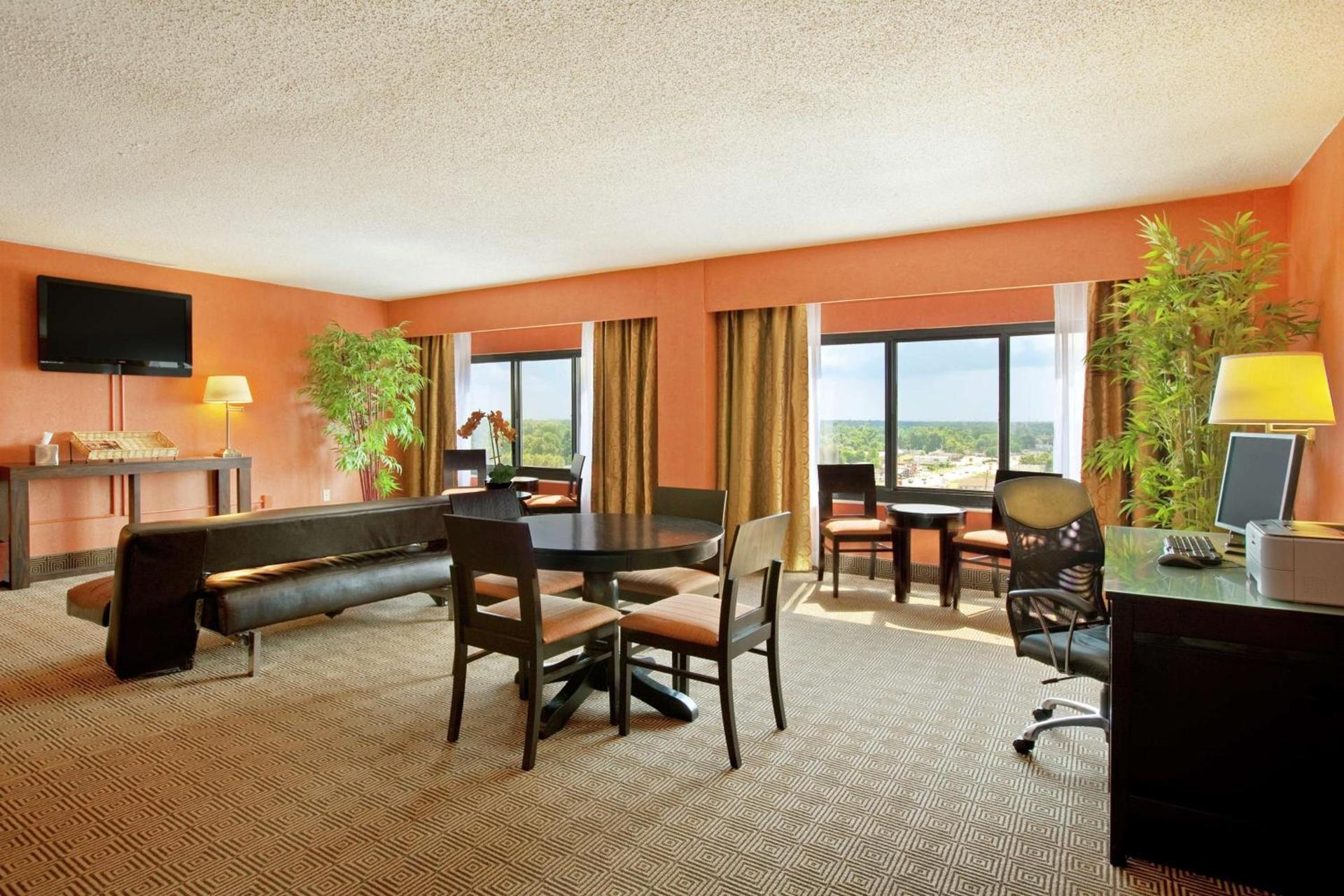 DoubleTree by Hilton Springfield photo 32