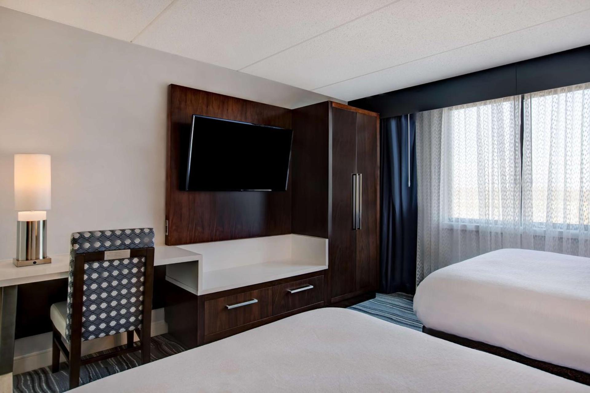 Embassy Suites Syracuse photo 37