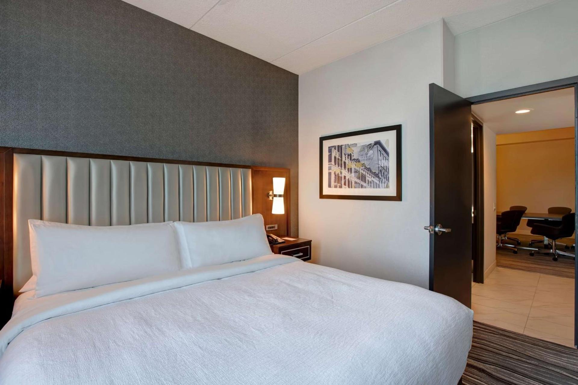 Embassy Suites Syracuse photo 47