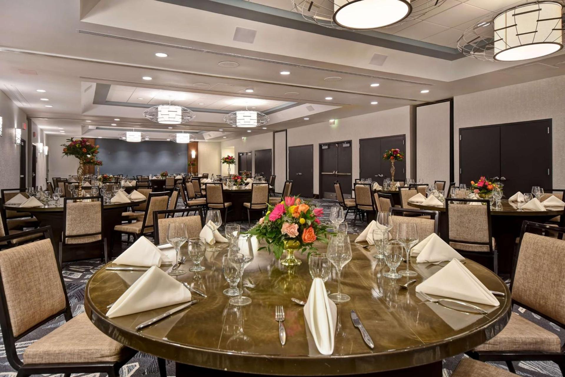 Embassy Suites Syracuse photo 54