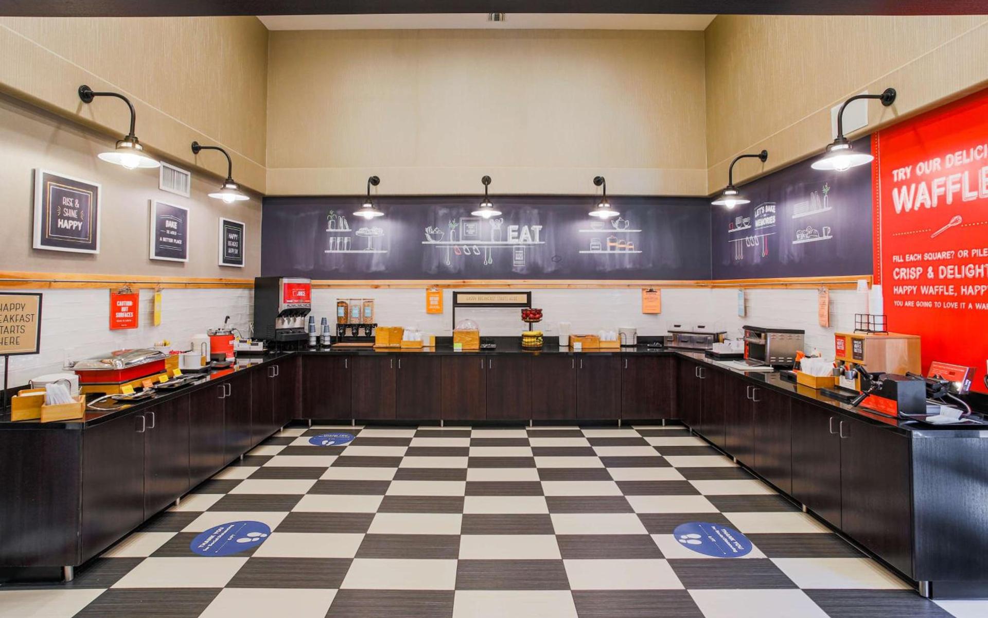 Hampton Inn Prescott photo 14