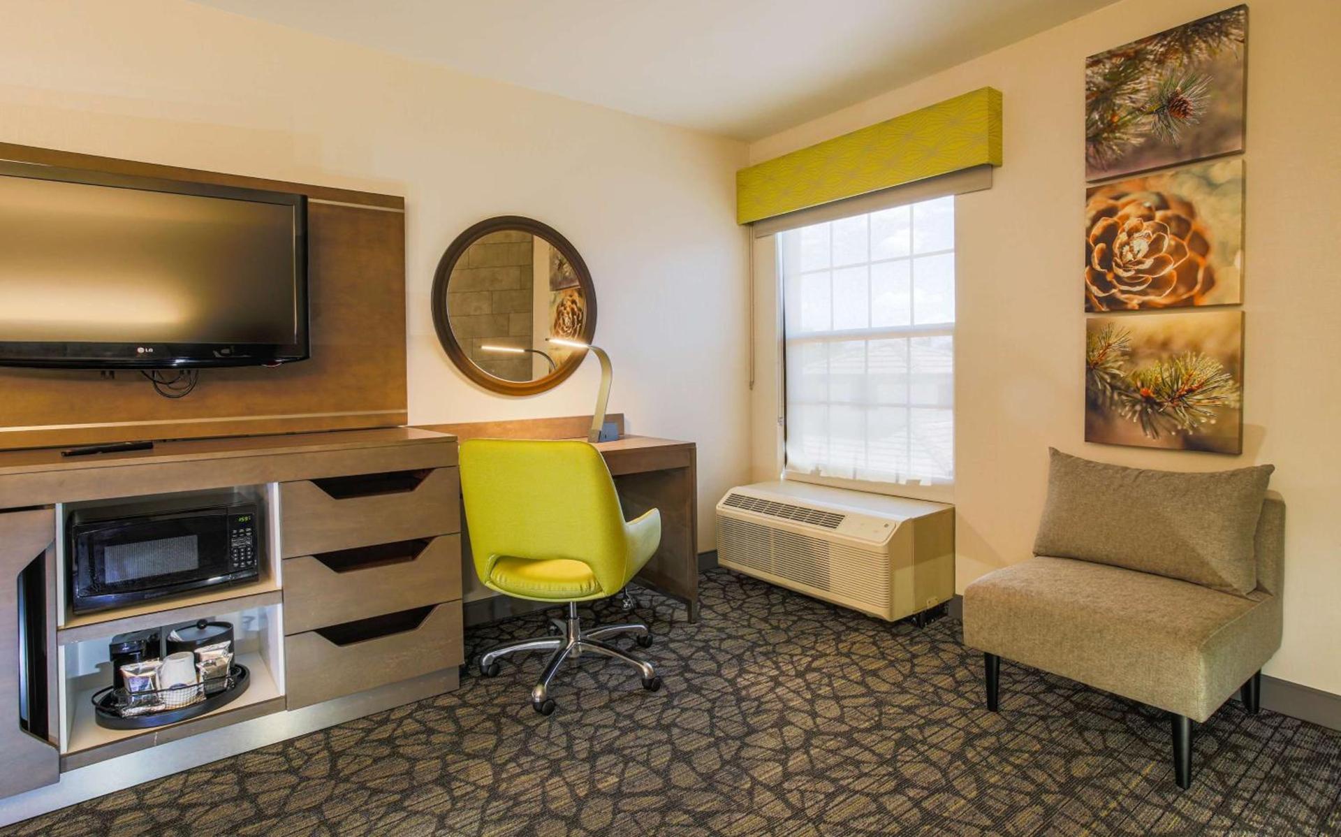 Hampton Inn Prescott photo 38