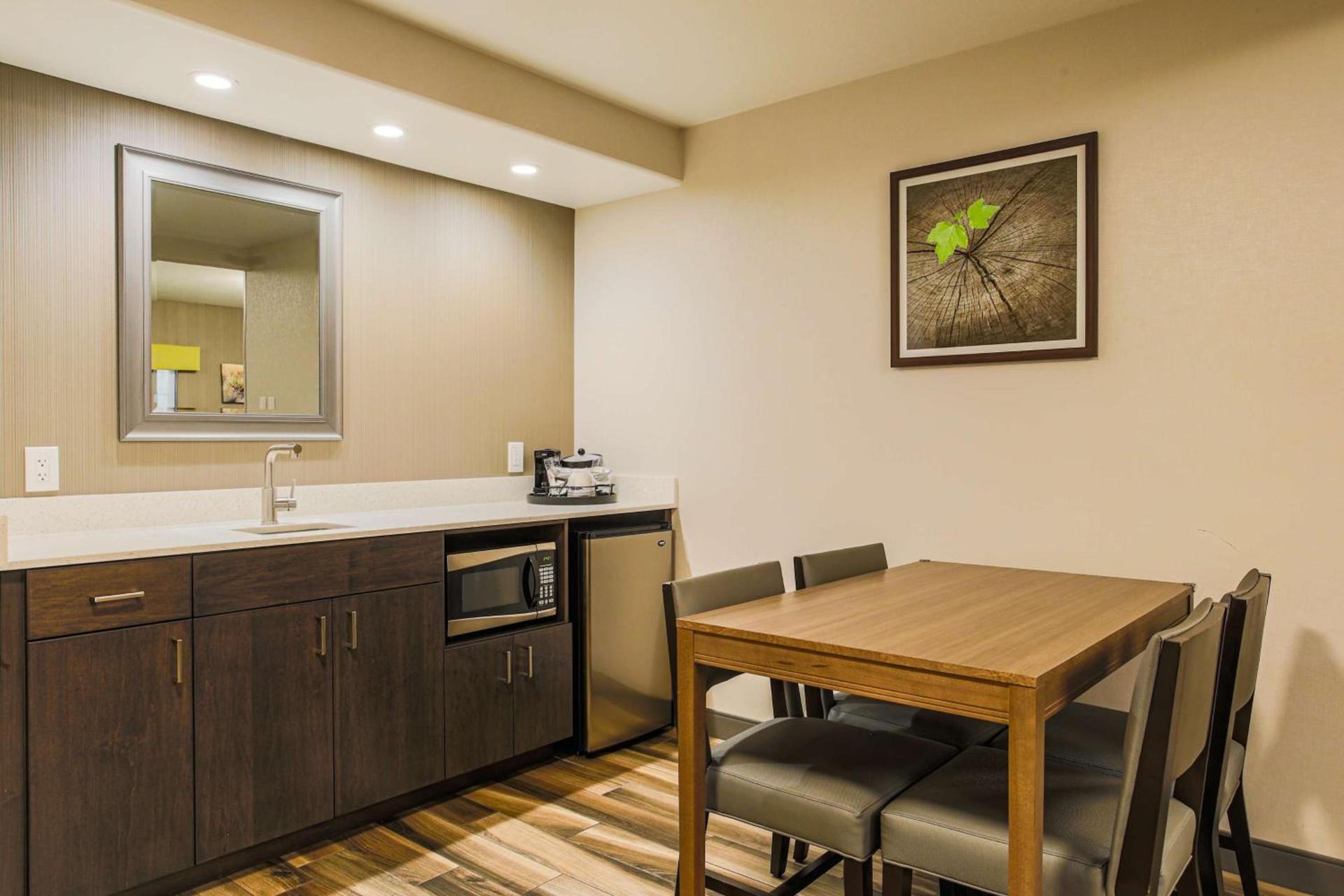 Hampton Inn Prescott photo 49
