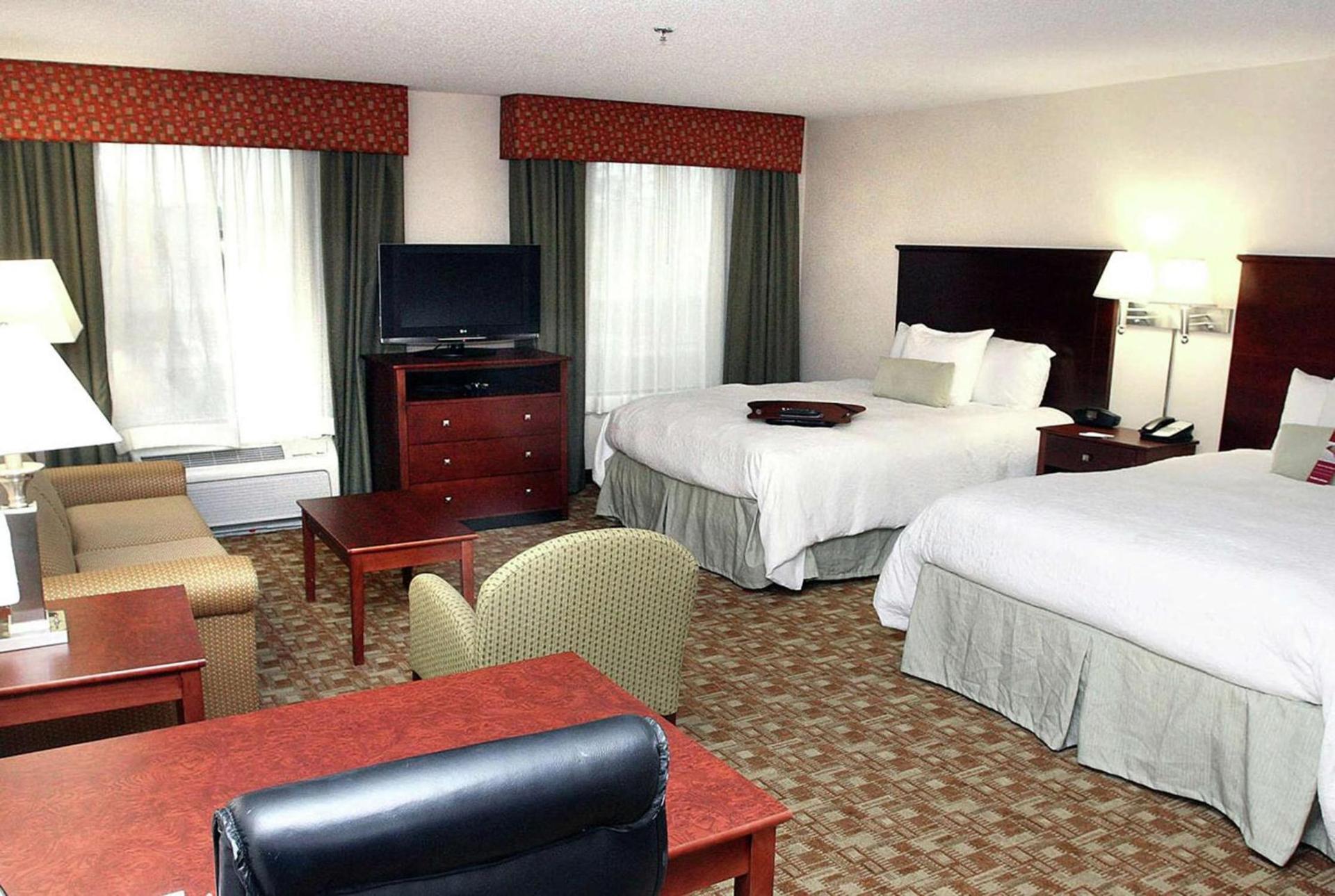 Hampton Inn & Suites Valdosta/Conference Center photo 12