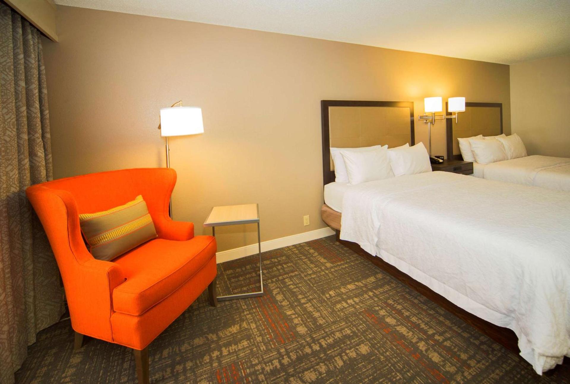 Hampton Inn & Suites Valdosta/Conference Center photo 21