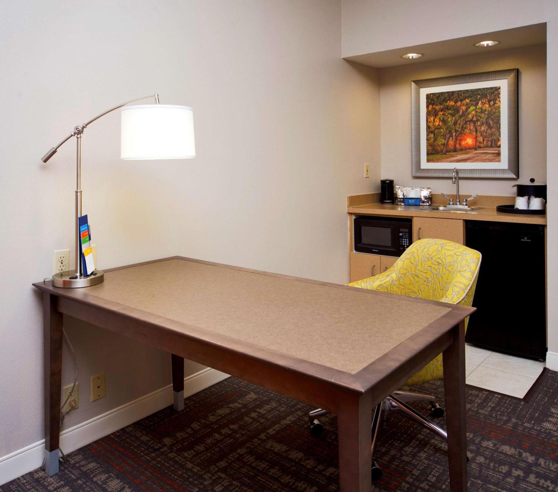 Hampton Inn & Suites Valdosta/Conference Center photo 23