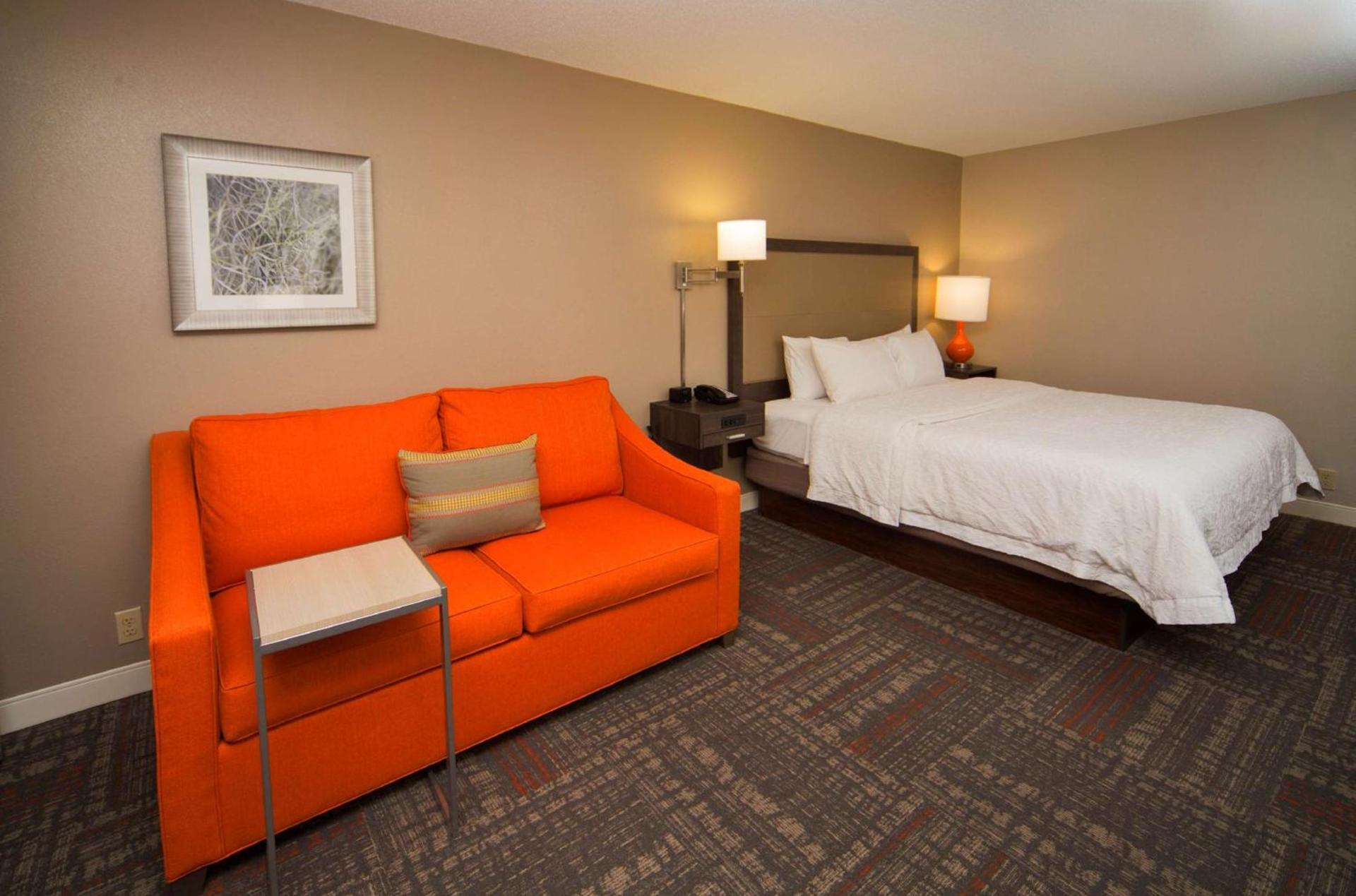 Hampton Inn & Suites Valdosta/Conference Center photo 24