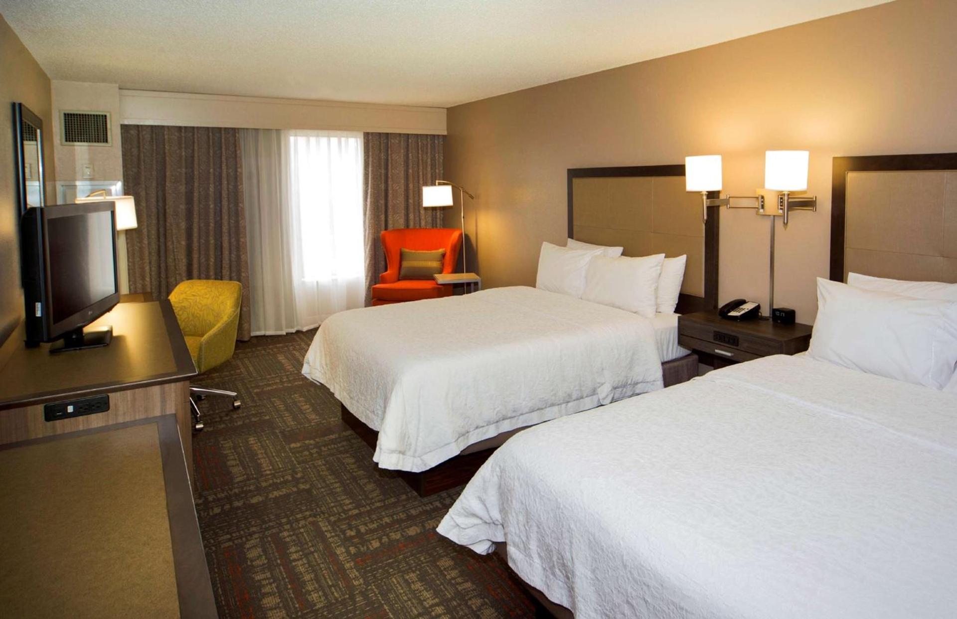 Hampton Inn & Suites Valdosta/Conference Center photo 25