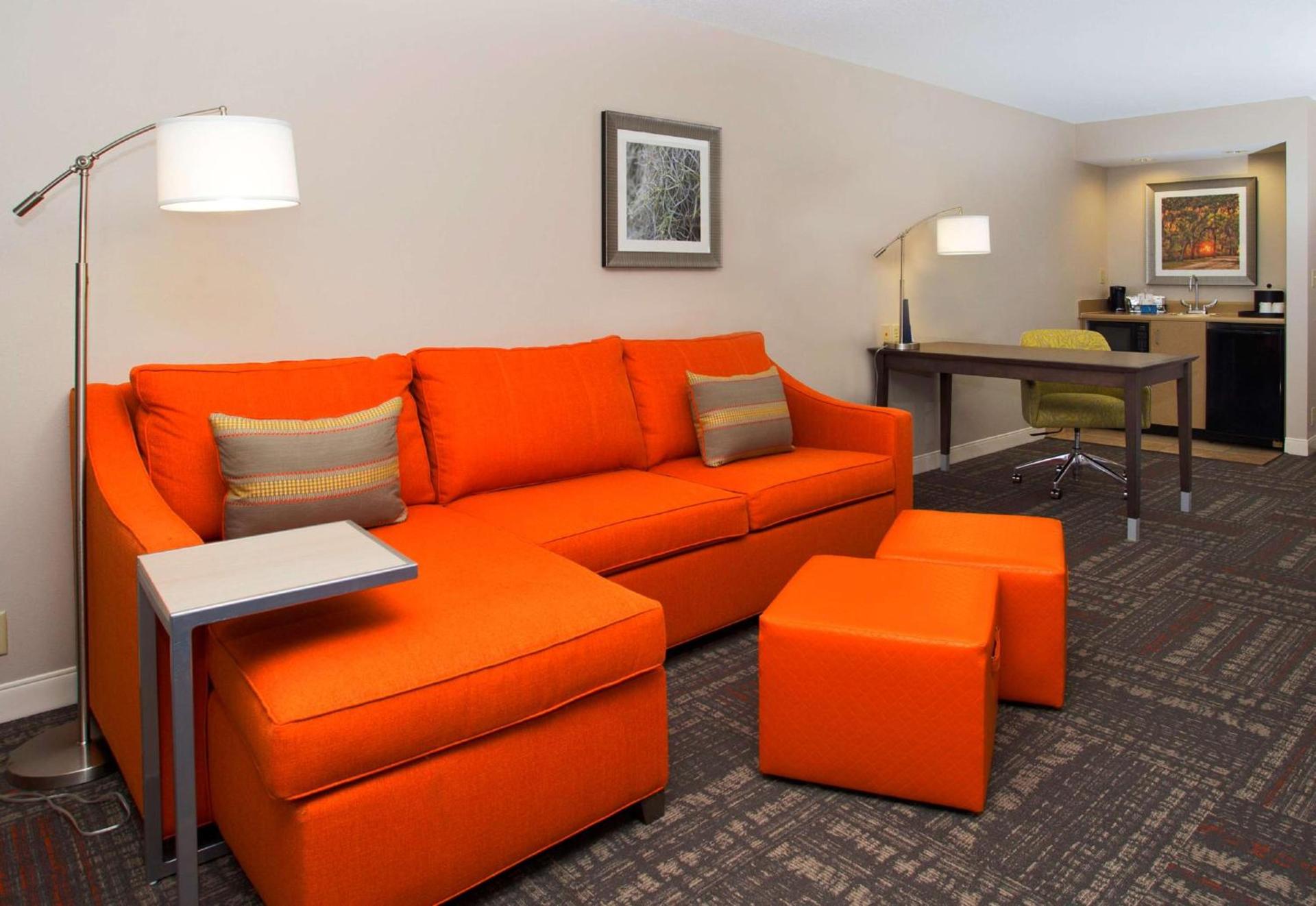 Hampton Inn & Suites Valdosta/Conference Center photo 30
