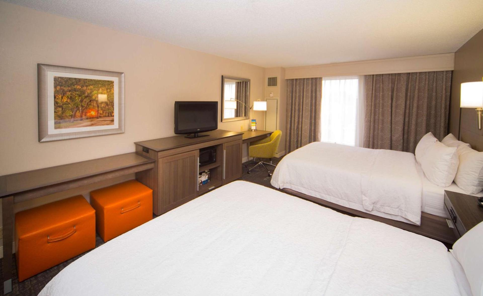 Hampton Inn & Suites Valdosta/Conference Center photo 31