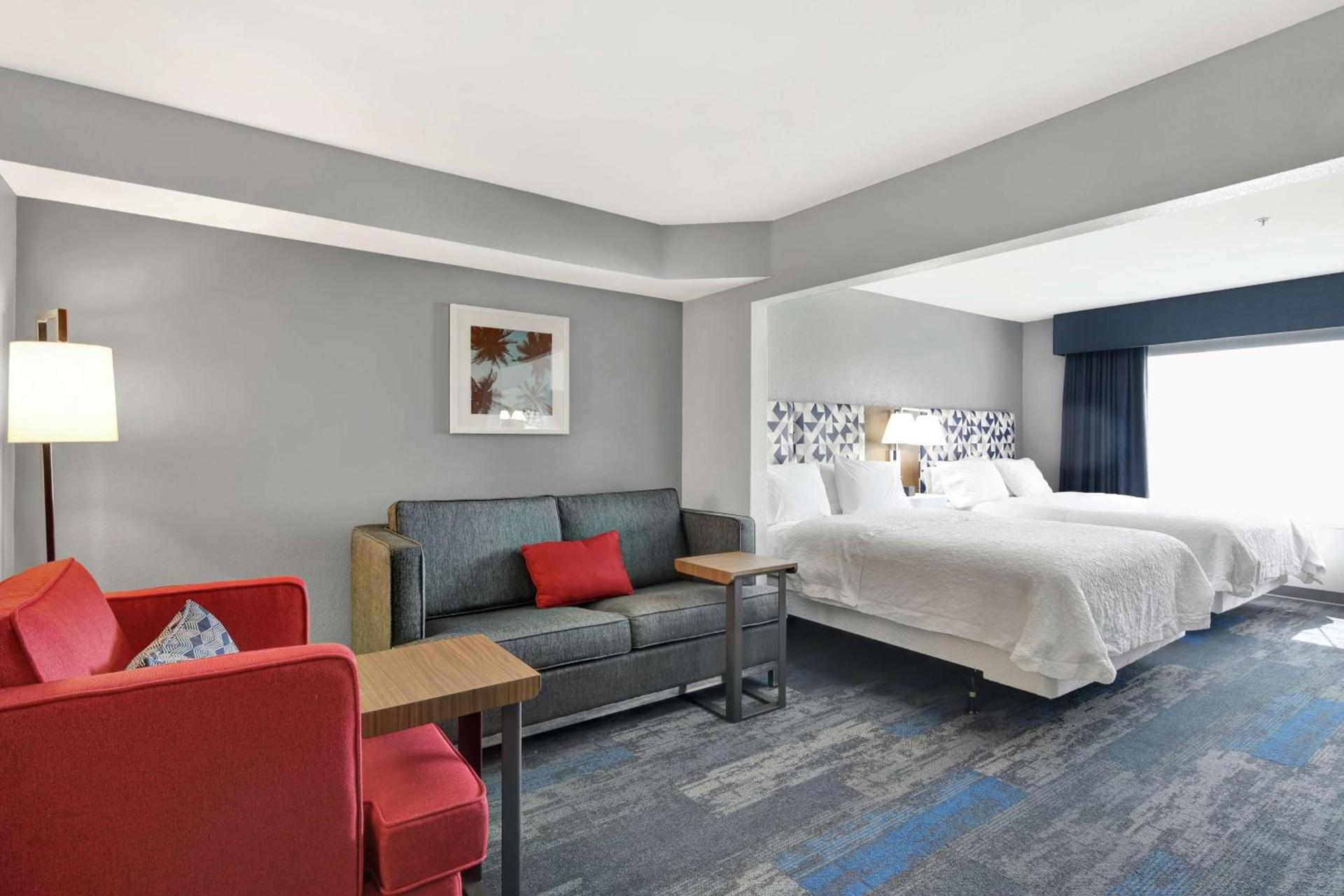 Hampton Inn & Suites Santa Ana/Orange County Airport photo 5