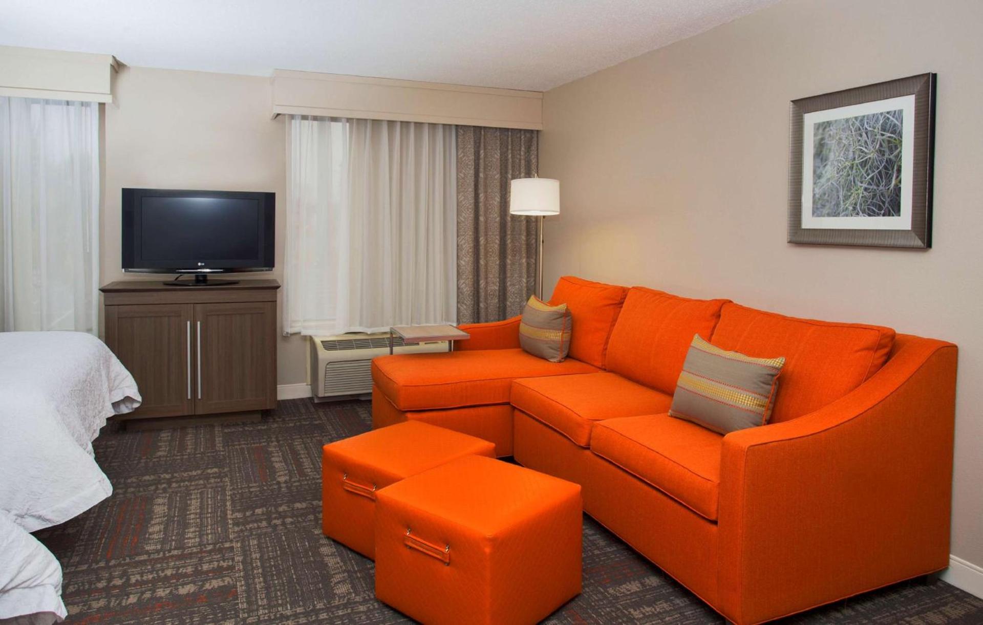 Hampton Inn & Suites Valdosta/Conference Center photo 6