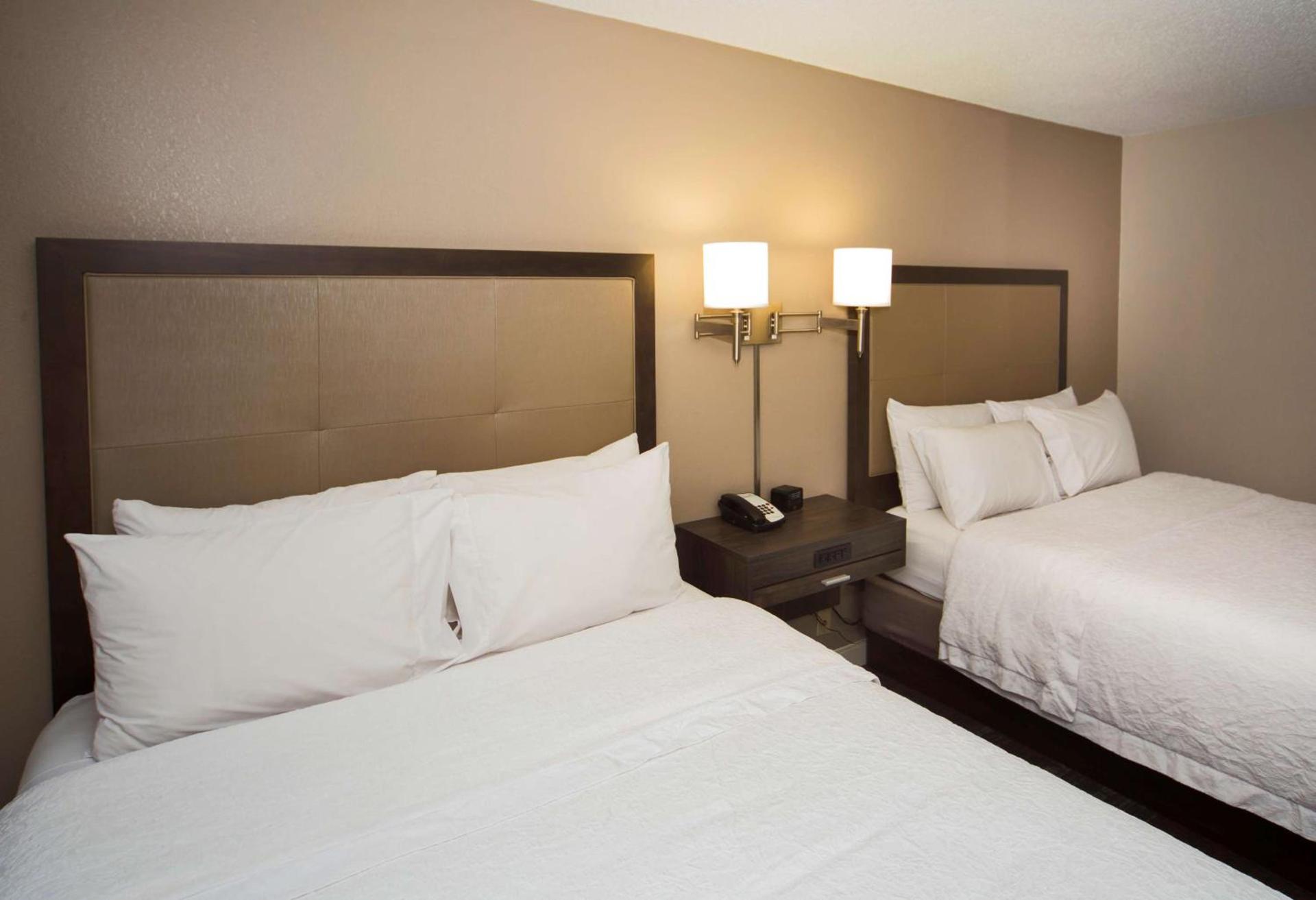 Hampton Inn & Suites Valdosta/Conference Center photo 51