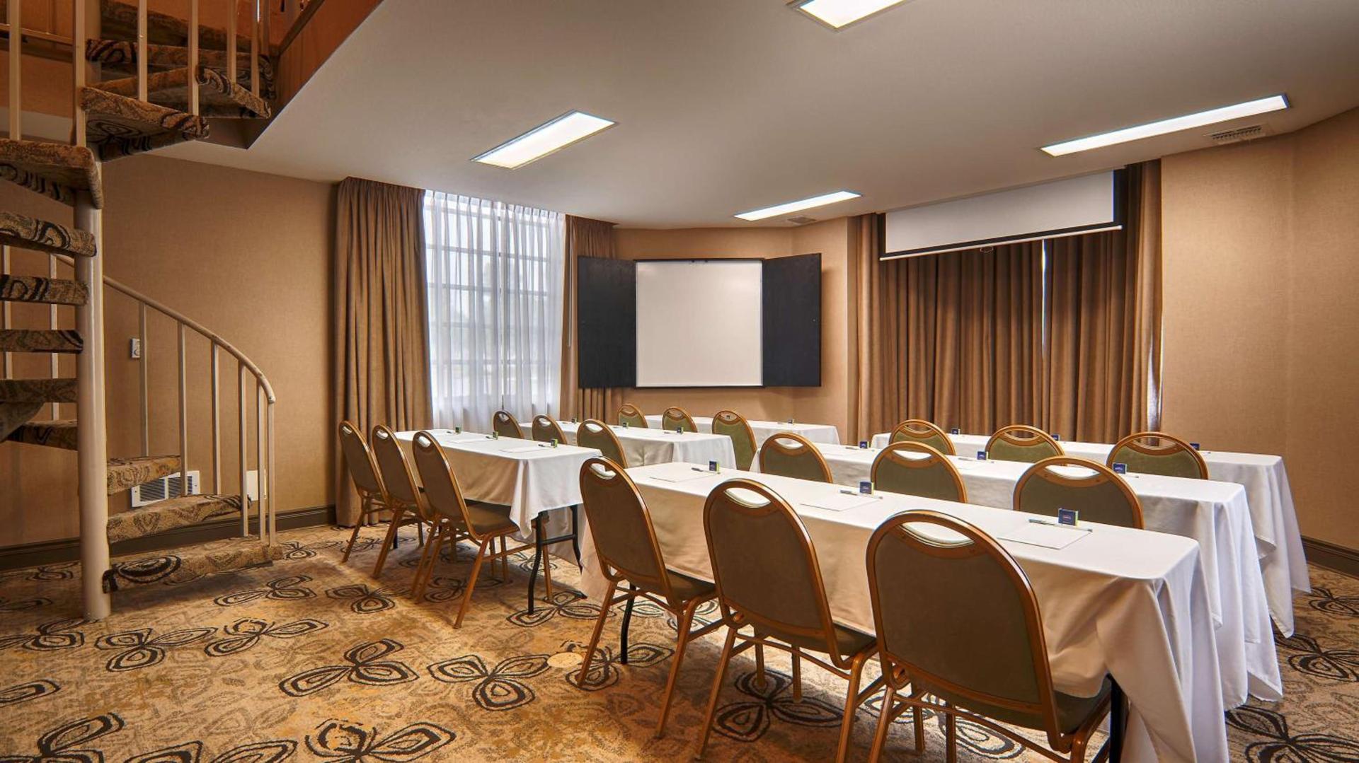 Hampton Inn & Suites Santa Ana/Orange County Airport photo 20