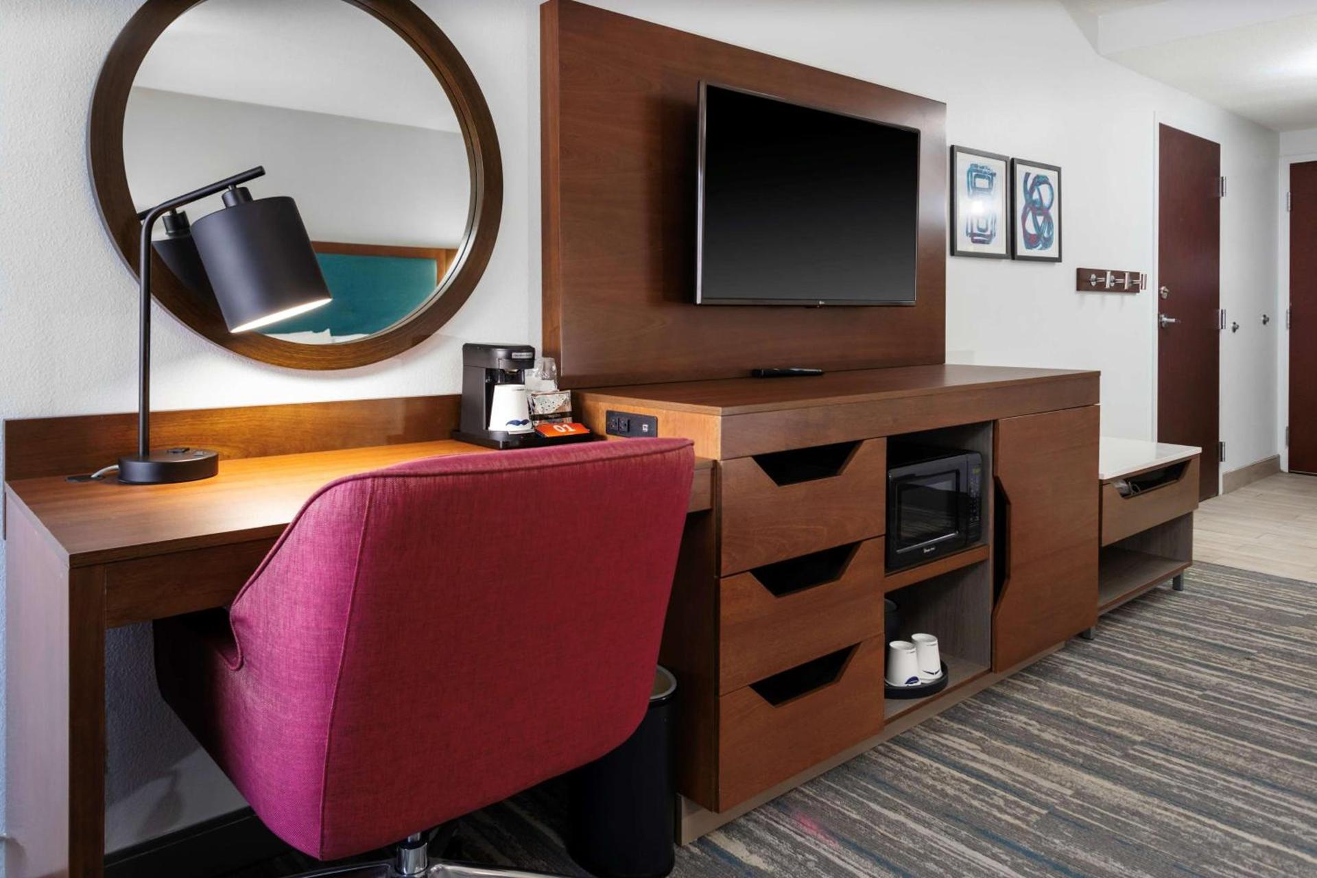 Hampton Inn by Hilton Concord/Bow photo 5