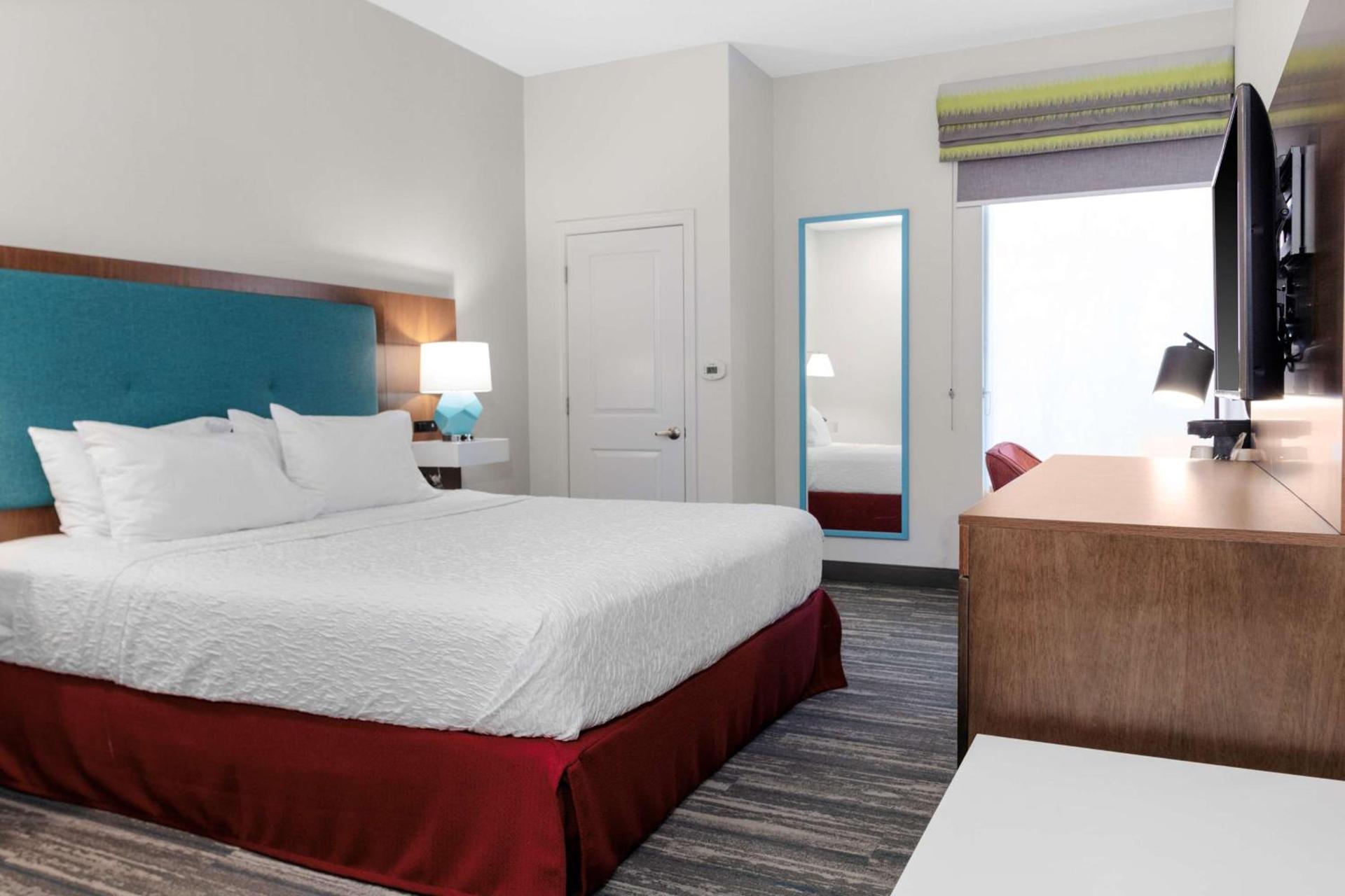 Hampton Inn by Hilton Concord/Bow photo 8