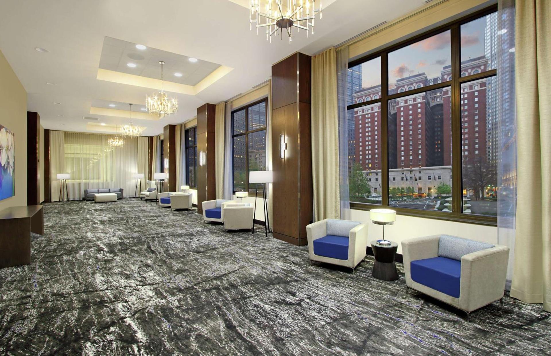 Embassy Suites Pittsburgh Downtown photo 4