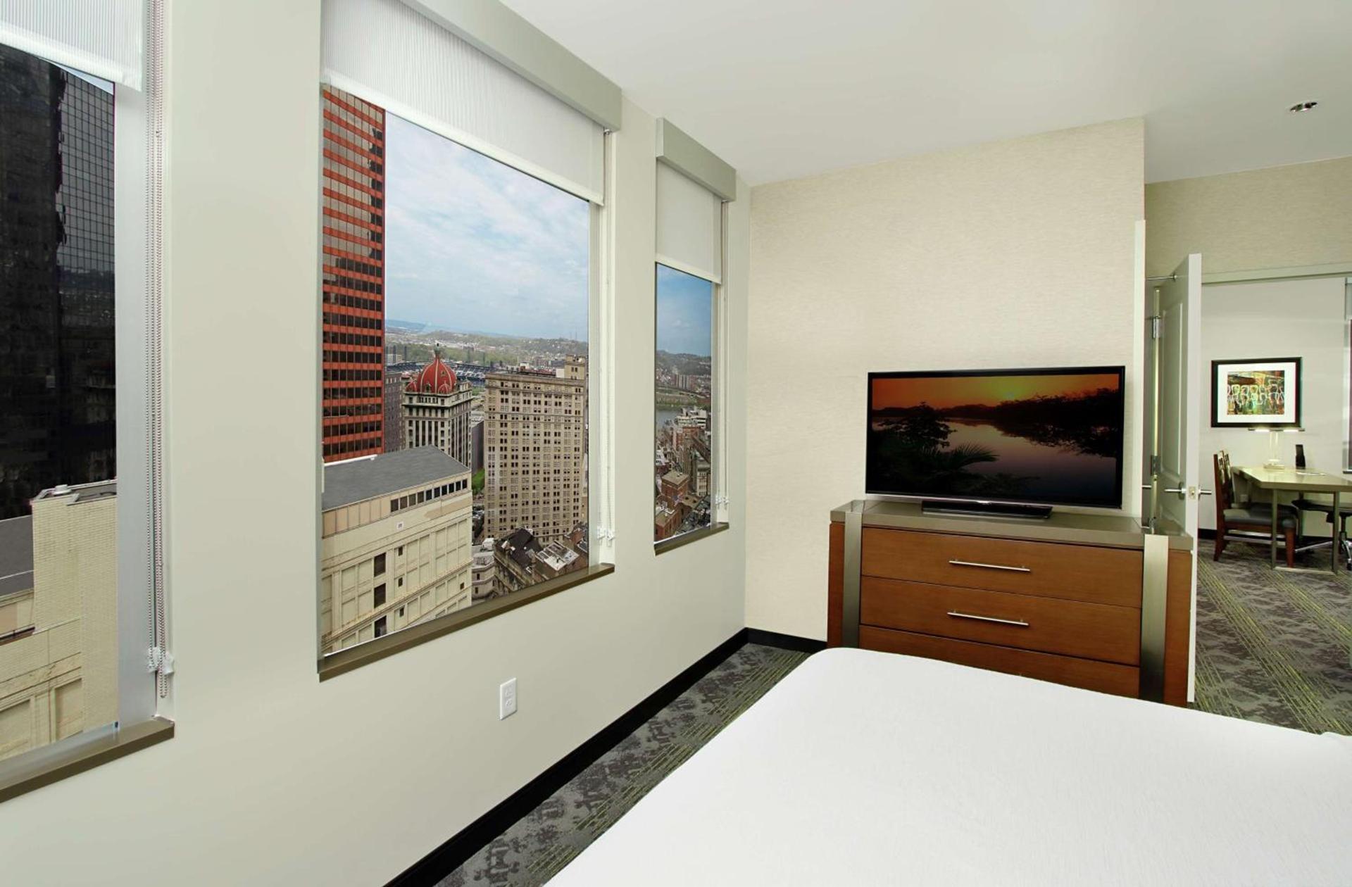 Embassy Suites Pittsburgh Downtown photo 54