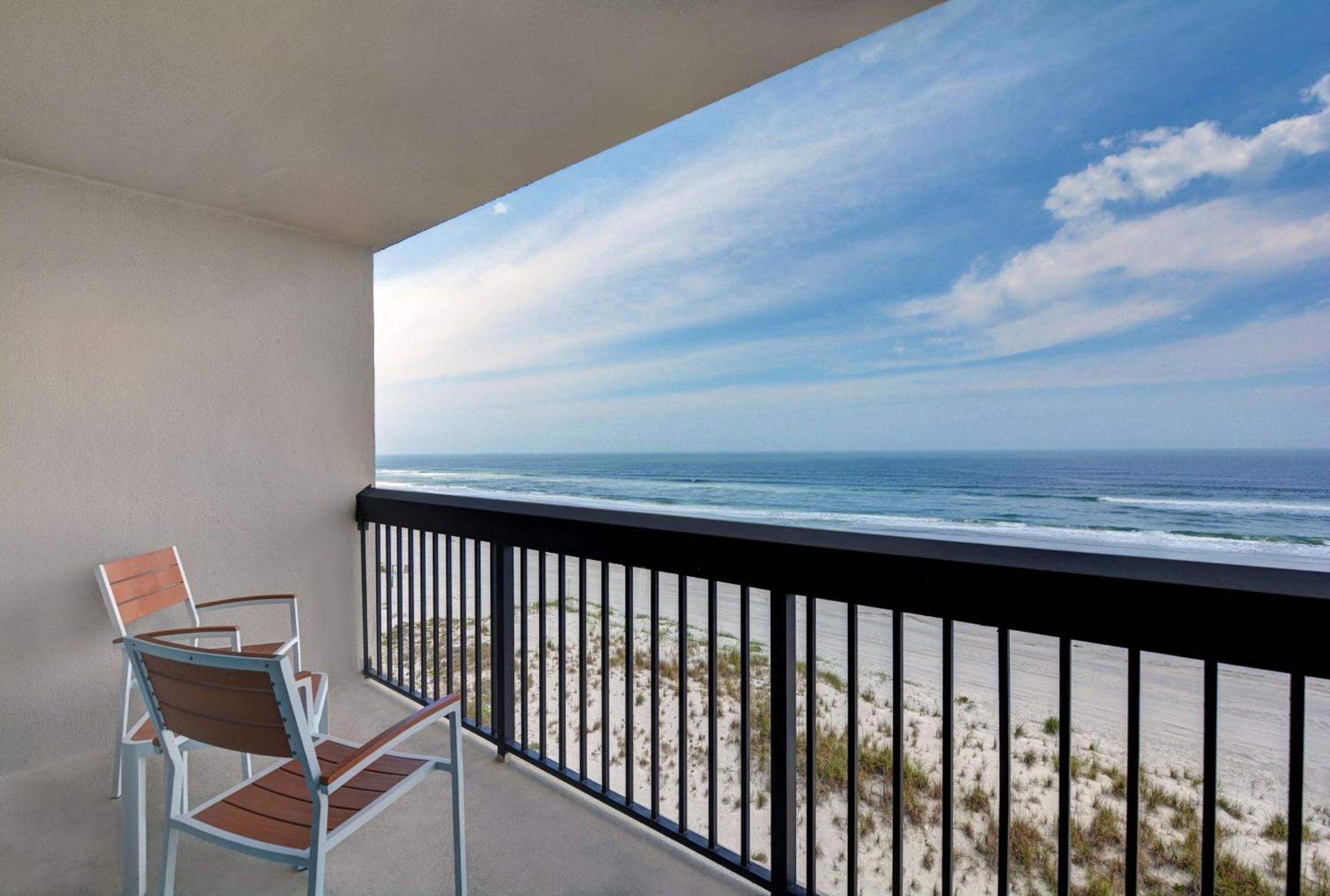 Hampton Inn Oceanfront Jacksonville Beach photo 24