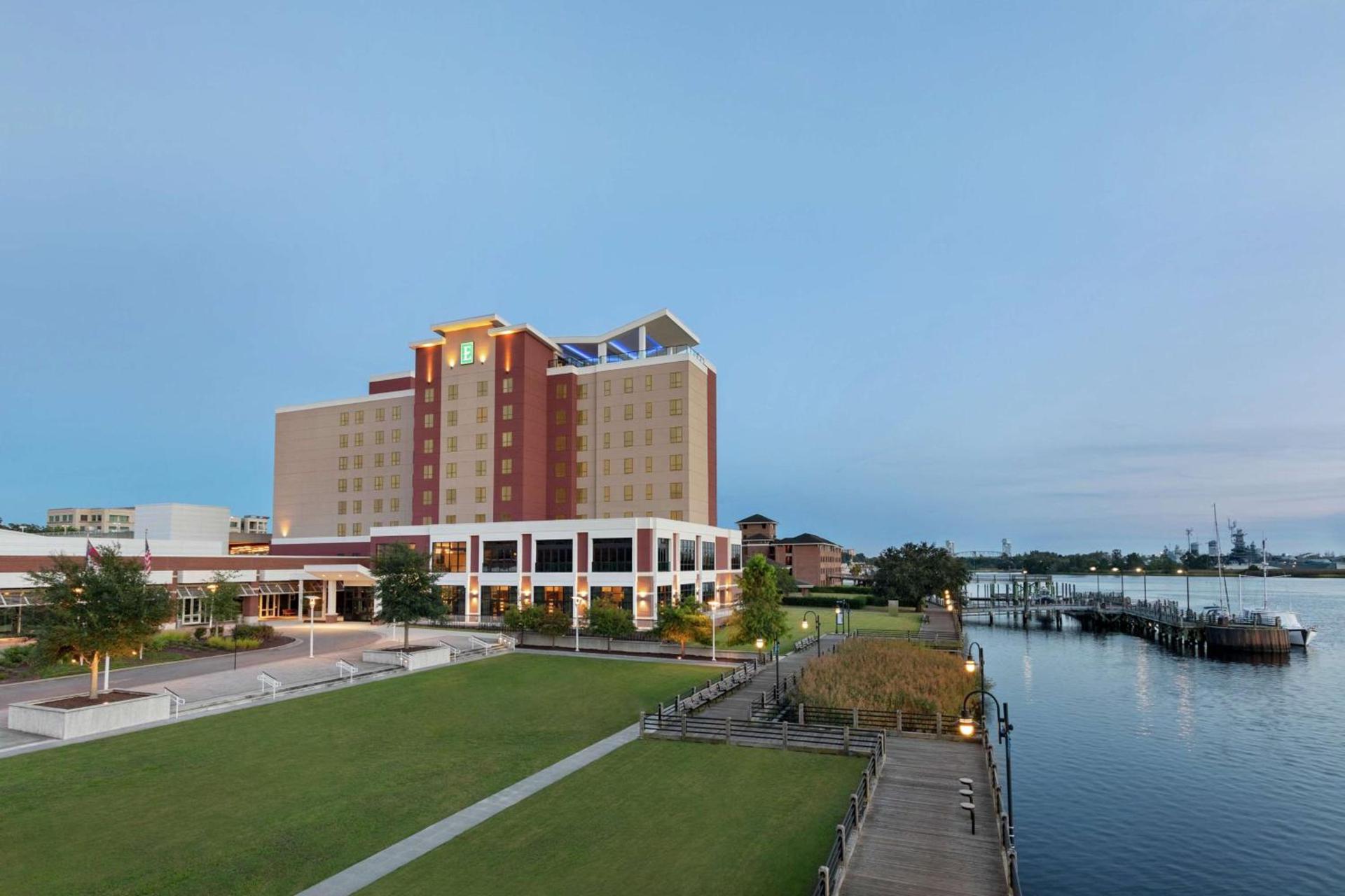 Embassy Suites By Hilton Wilmington Riverfront — hotel in Wilmington