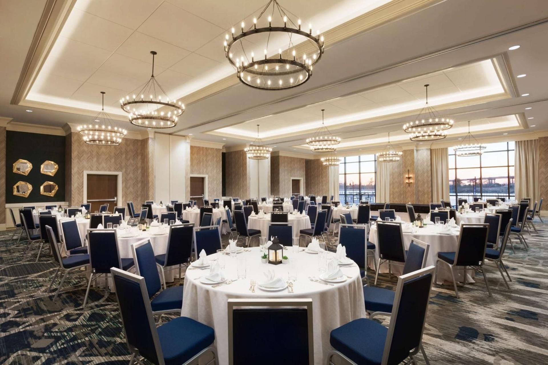 Embassy Suites By Hilton Wilmington Riverfront photo 34