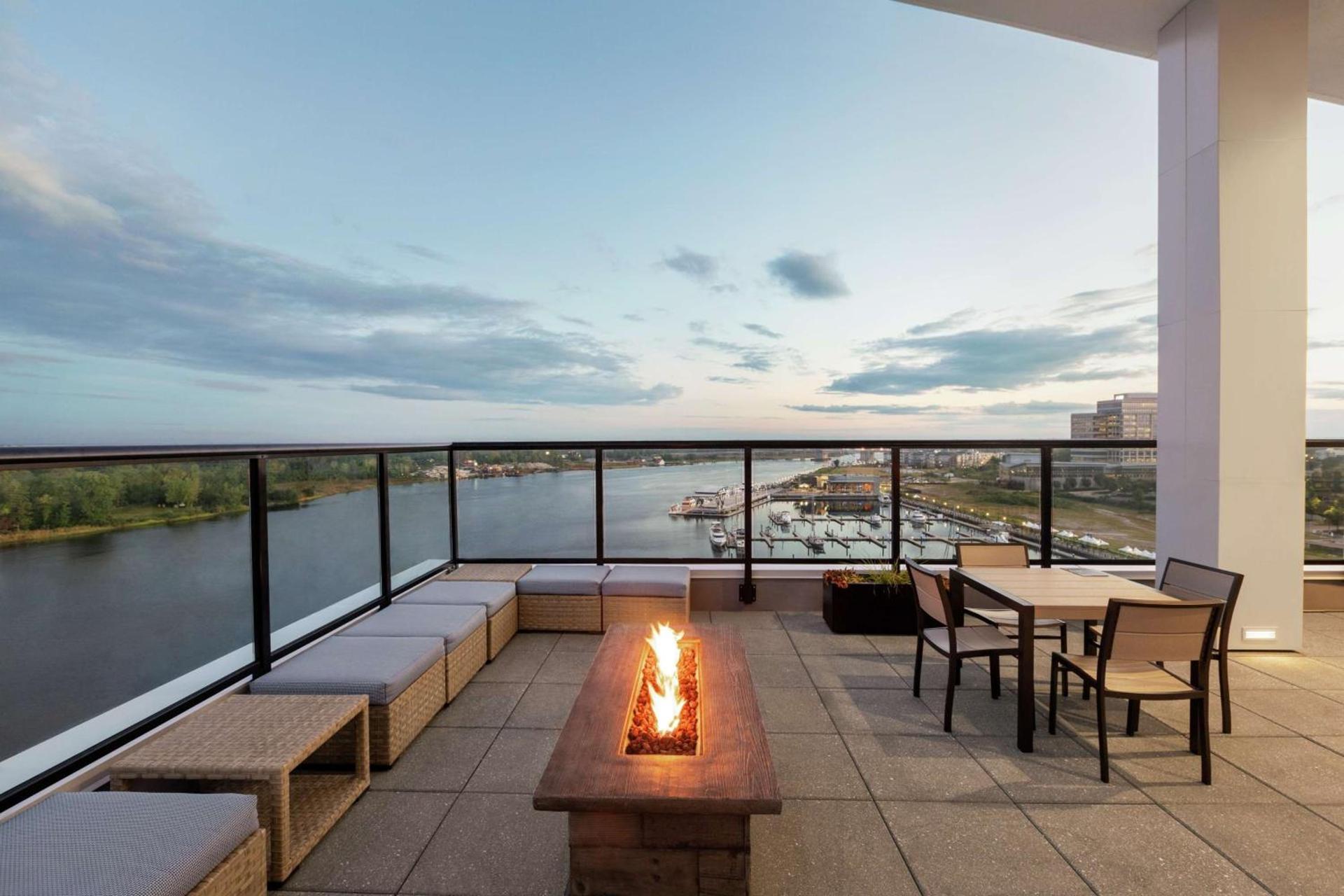 Embassy Suites By Hilton Wilmington Riverfront photo 42