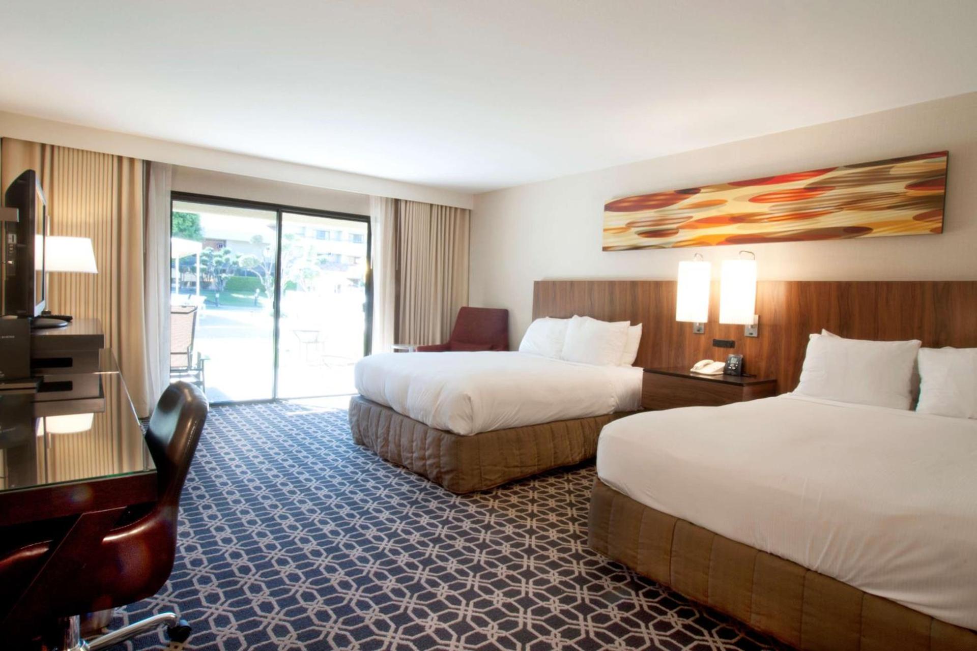 Hilton Palm Springs photo 21